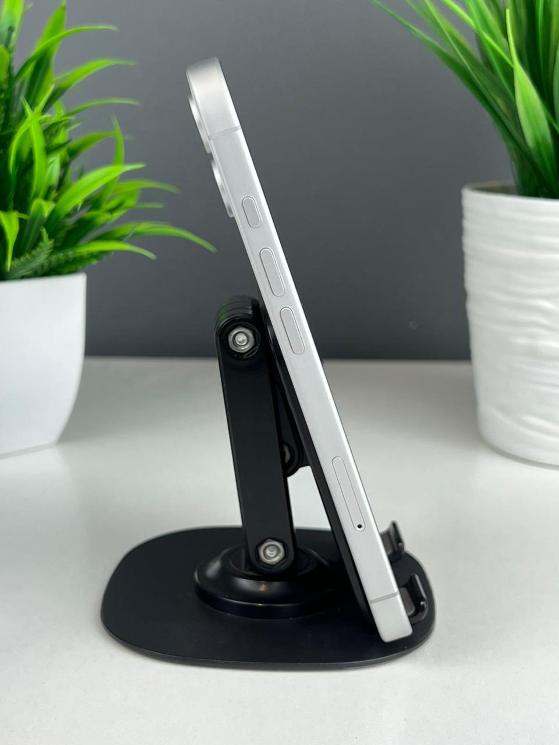 Apple iPhone 16 256Gb - фото_2