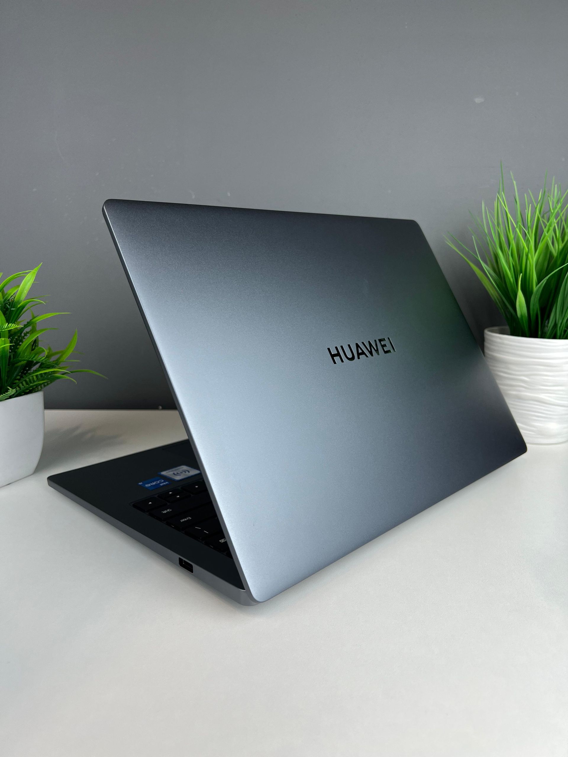 Ноутбук Huawei  core i5/12 пок  Intel Core i5  12-поколение  ядер 16 GB 500 GB 13 дюймов