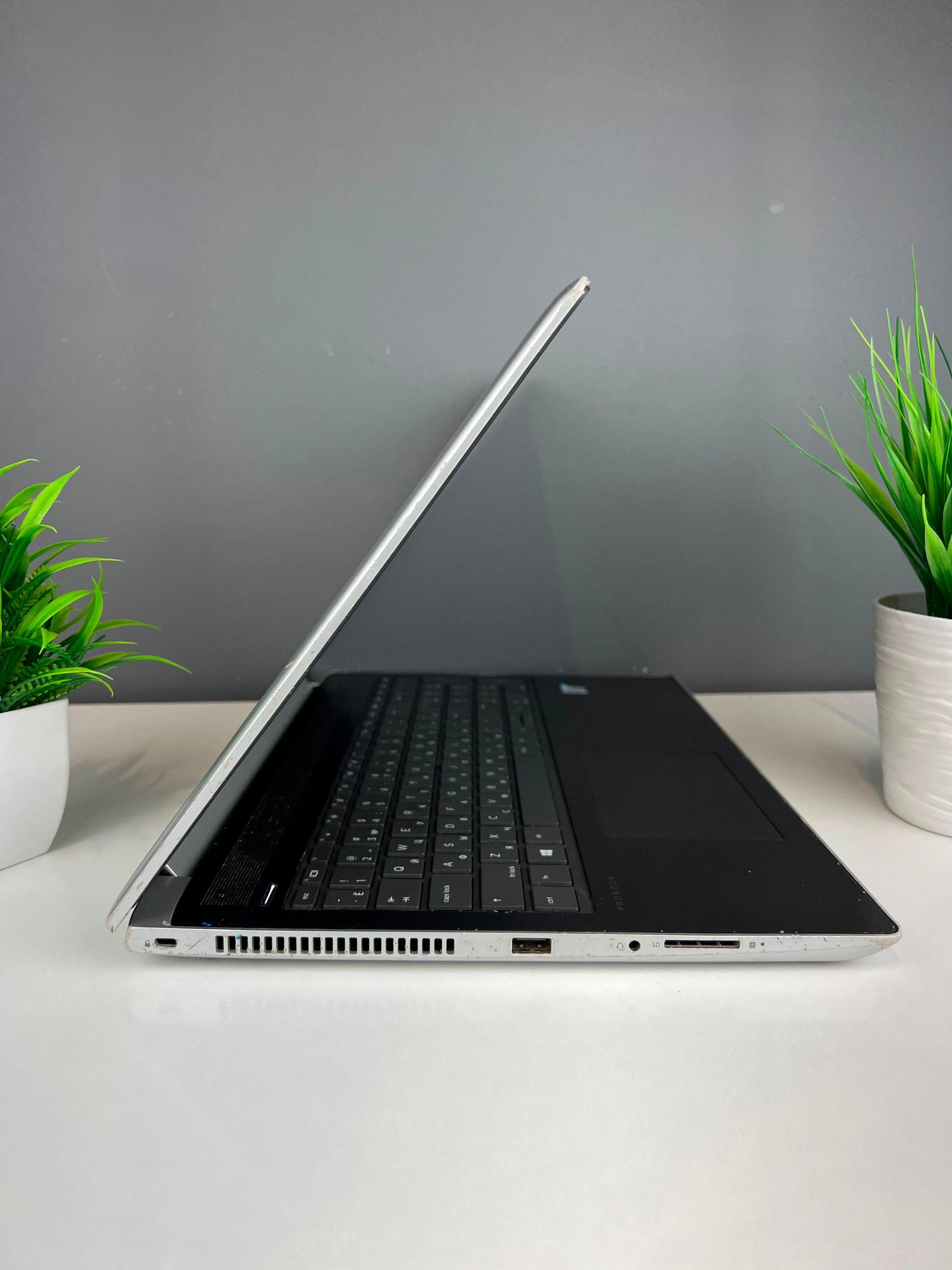 Ноутбук Hp Для работы и учебы  Intel Core i3  7-поколение  ядер 4 GB 256 GB 14 дюймов