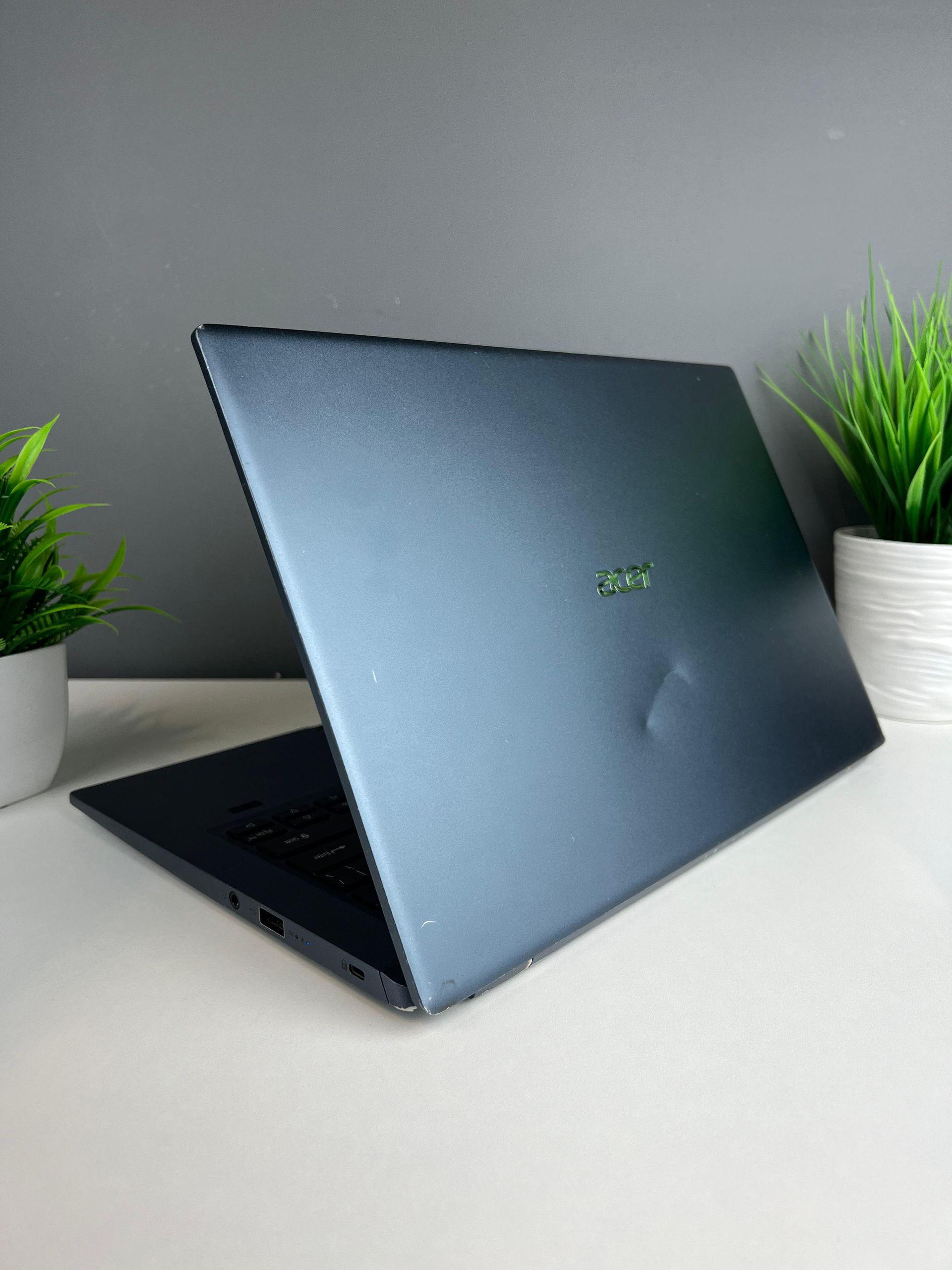 Ноутбук Asus core i3/11-пок  Intel Core i3  11-поколение  ядер 8 GB 256 GB 13 дюймов