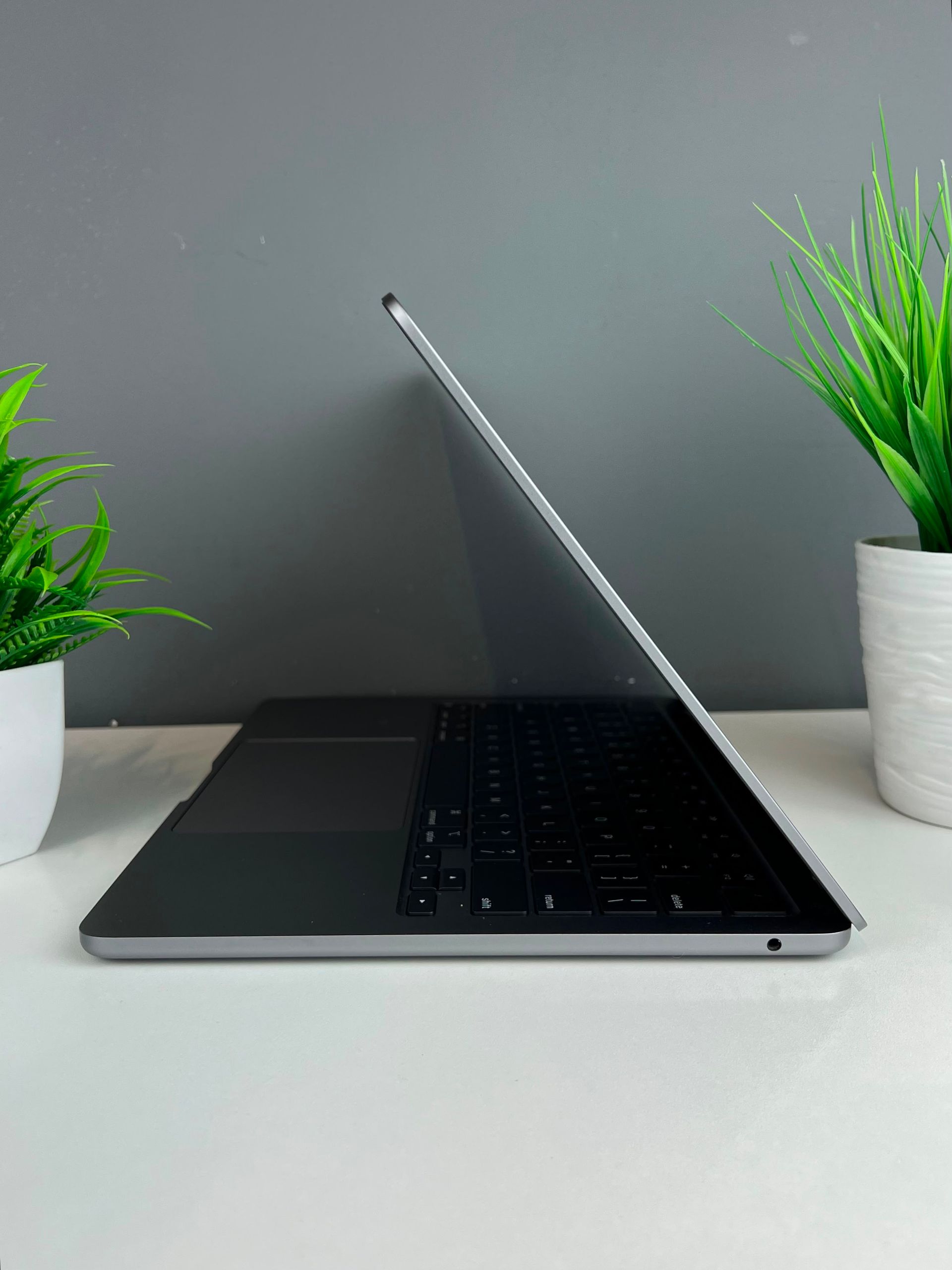 Ноутбук Apple MacBook Air M2 ядер 8 GB 256 GB 13.6 дюймов