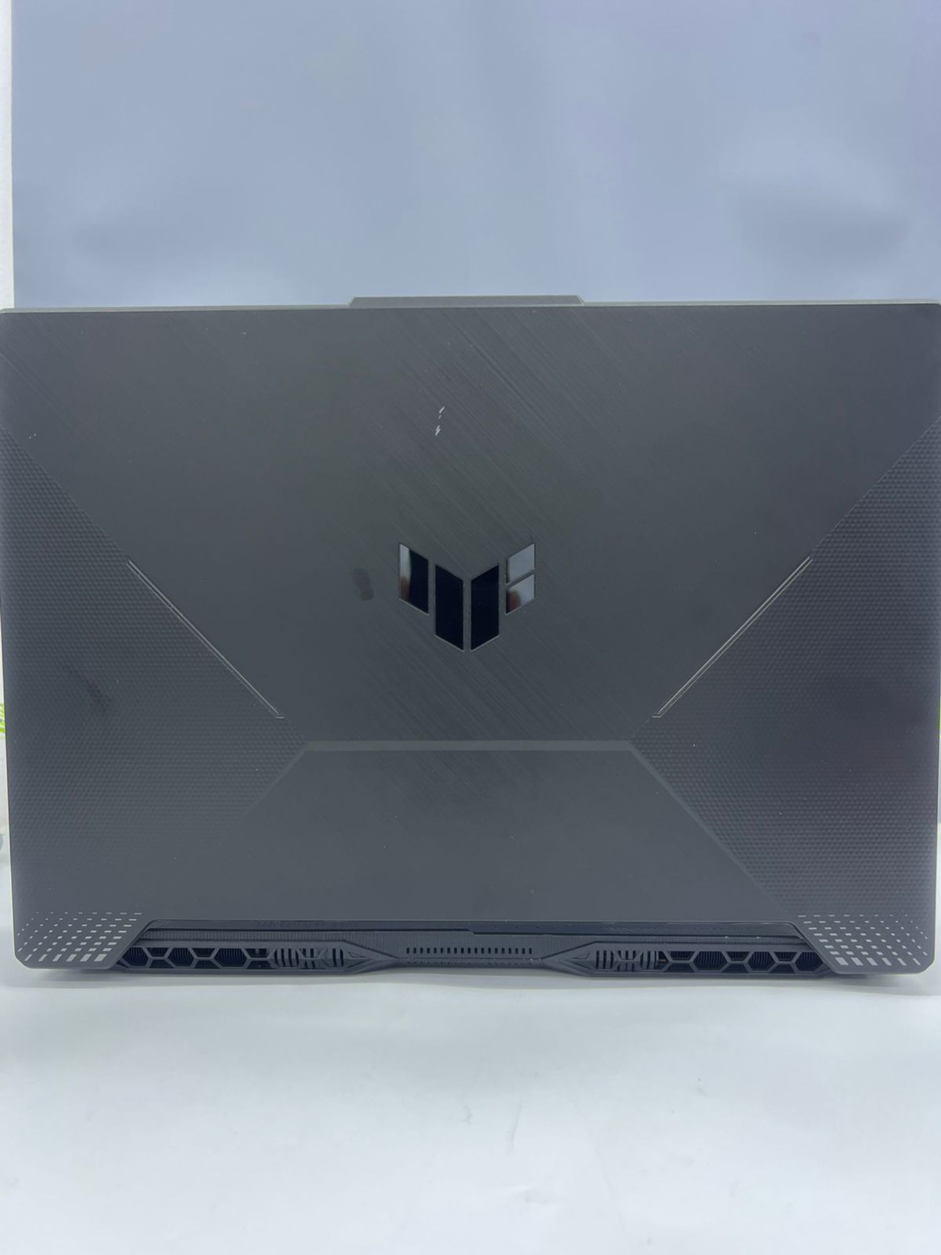 Asus Ryzen 5 (7-е поколение) 2023 (6 ядер / 12 потоков)