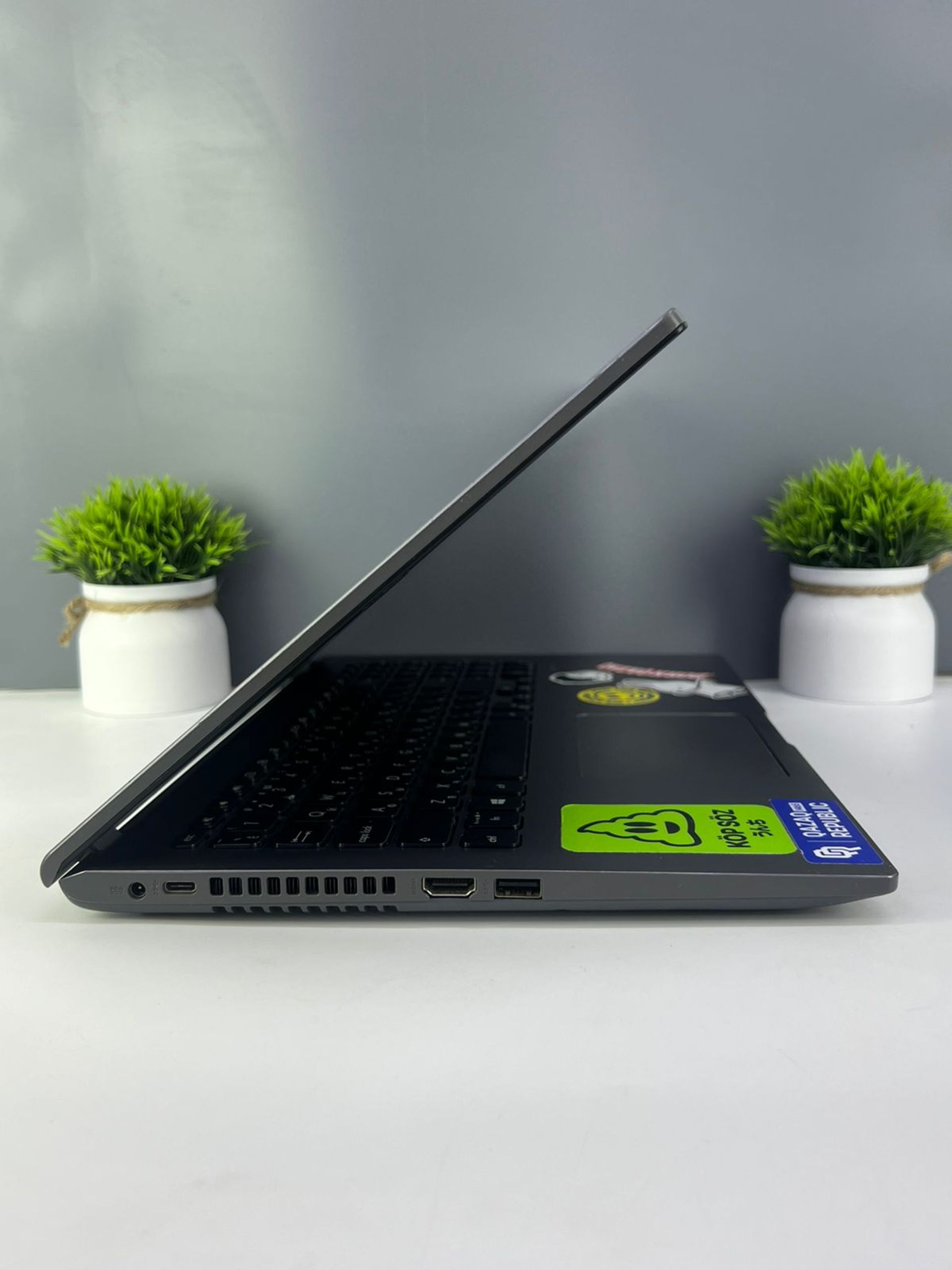 Ноутбук Asus core i3/10-пок  Intel Core i3  10-поколение  ядер 4 GB 15 дюймов