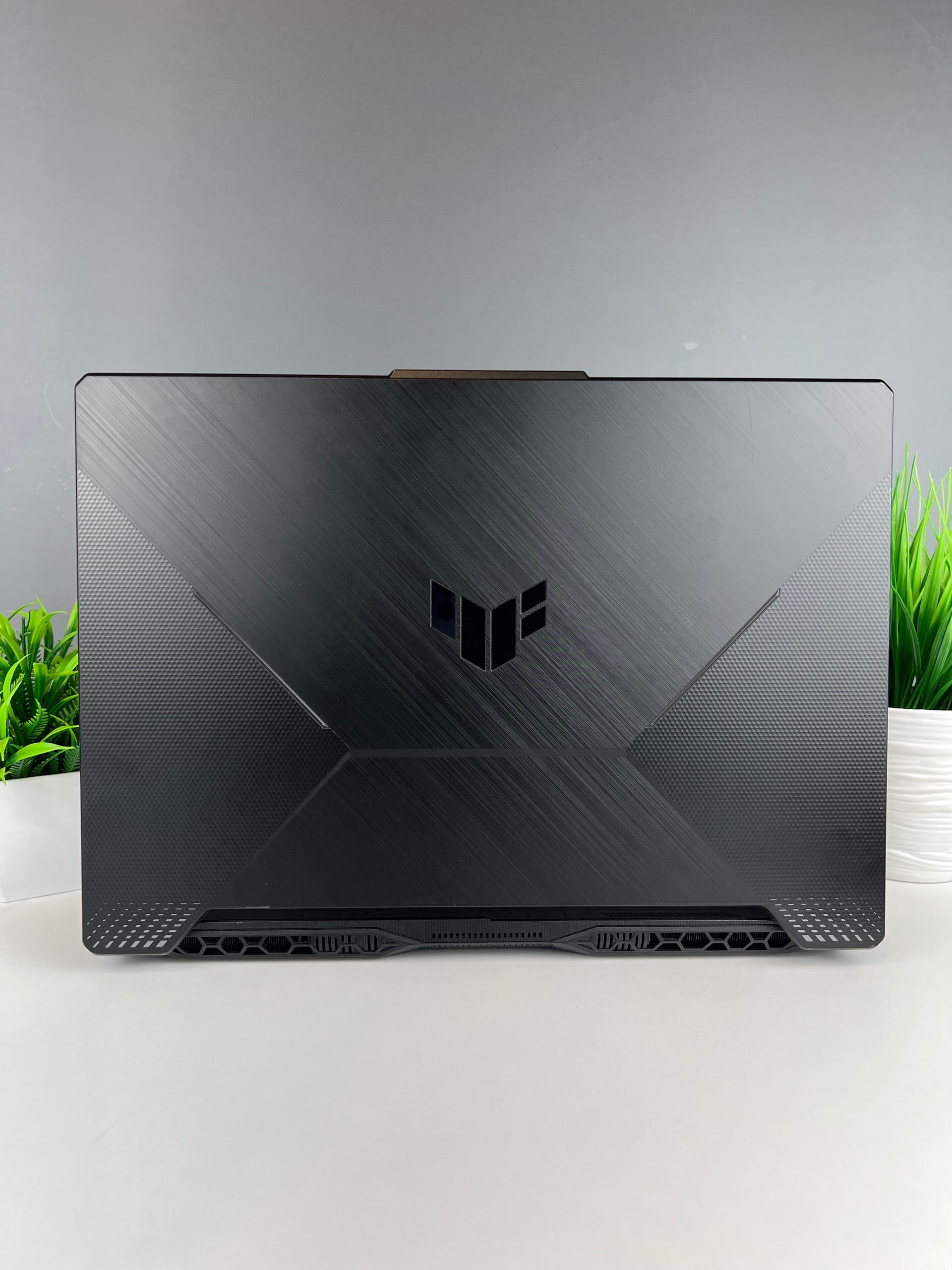 Ноутбук Asus core i5/11 пок  Intel Core i5  11-поколение  ядер 4 GB 500 GB 15 дюймов