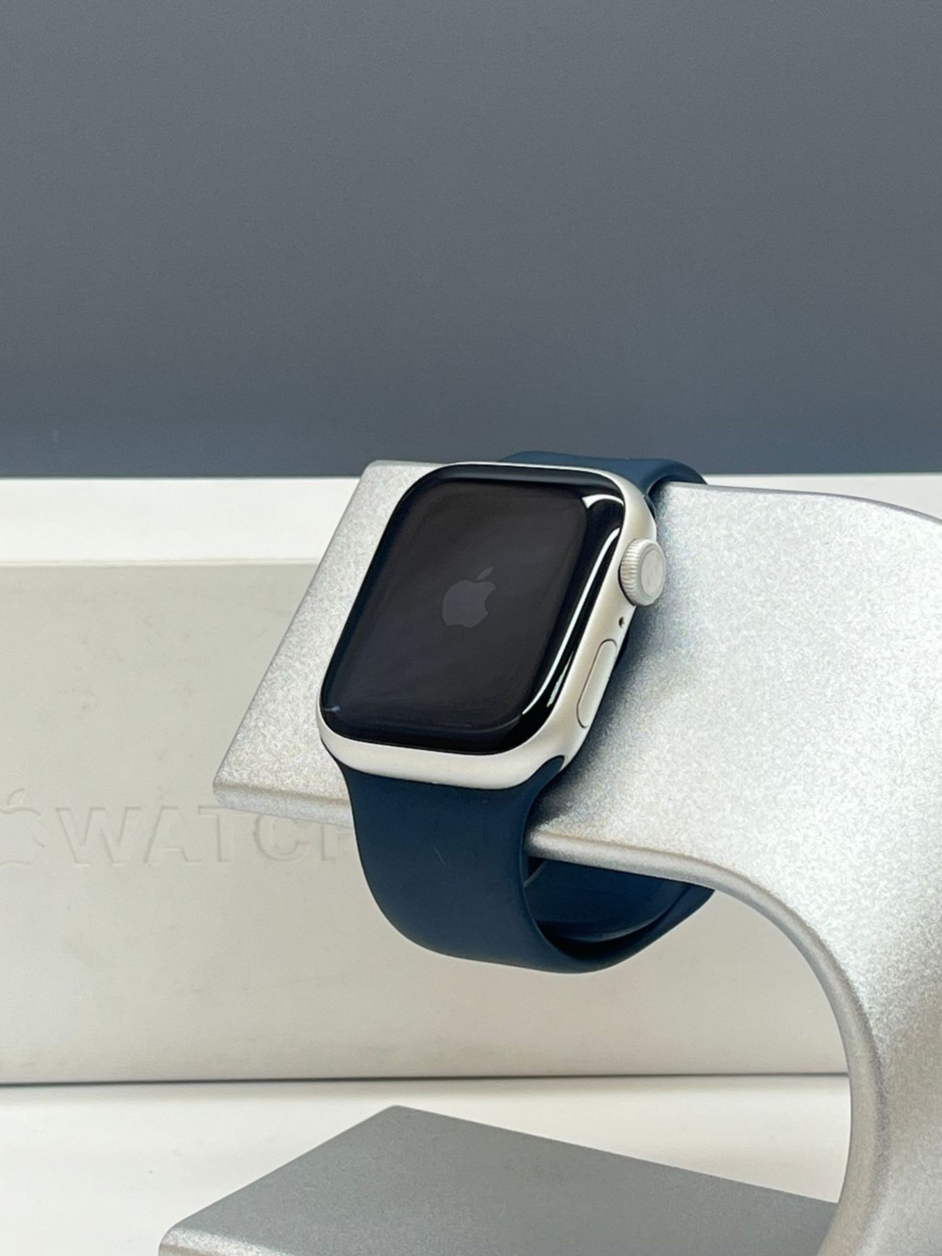 Apple Watch Series 9 GPS M/L 41 мм