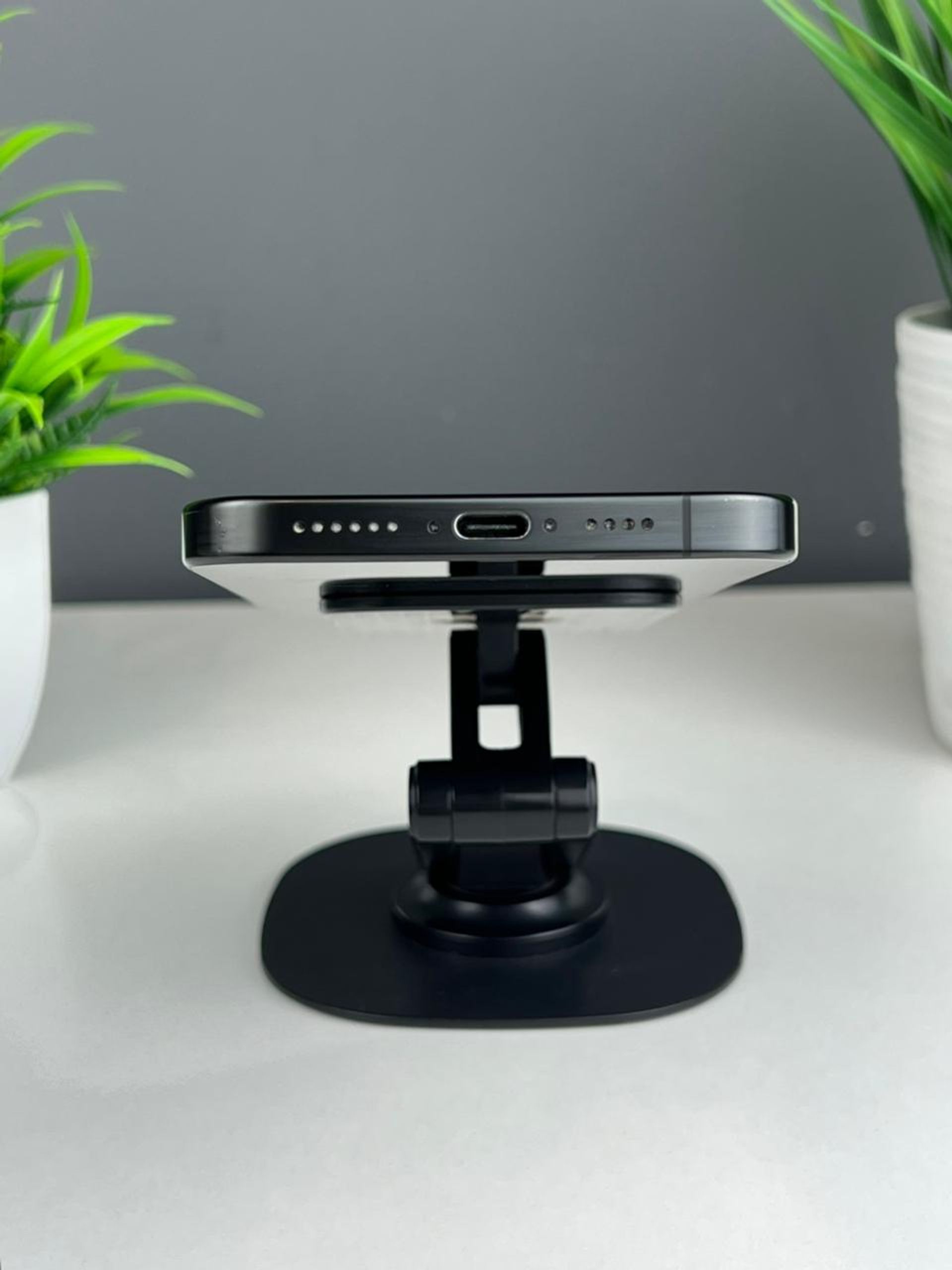 Apple iPhone 16 Pro Max 256GB - фото_4