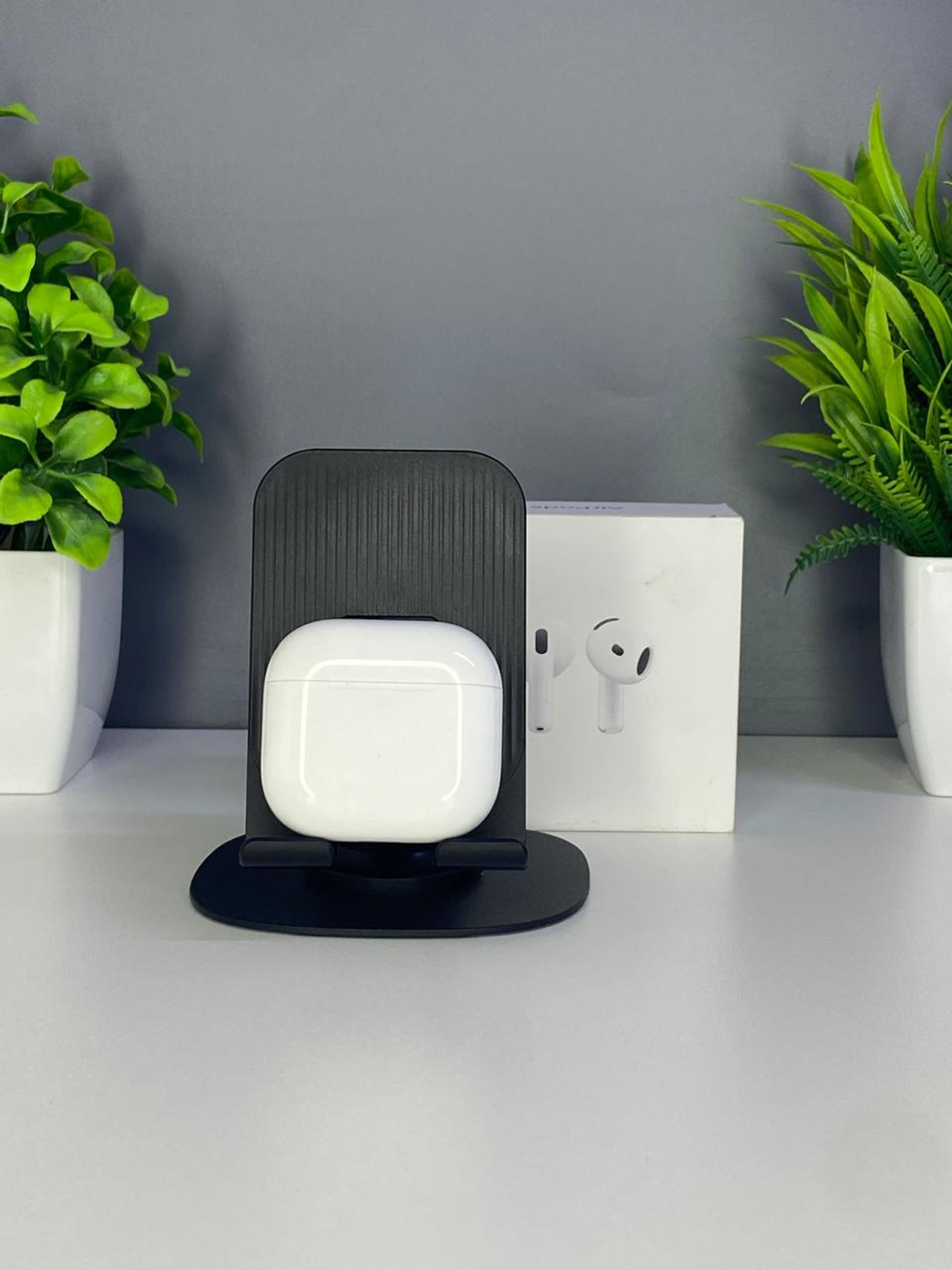 Apple AirPods 4 series