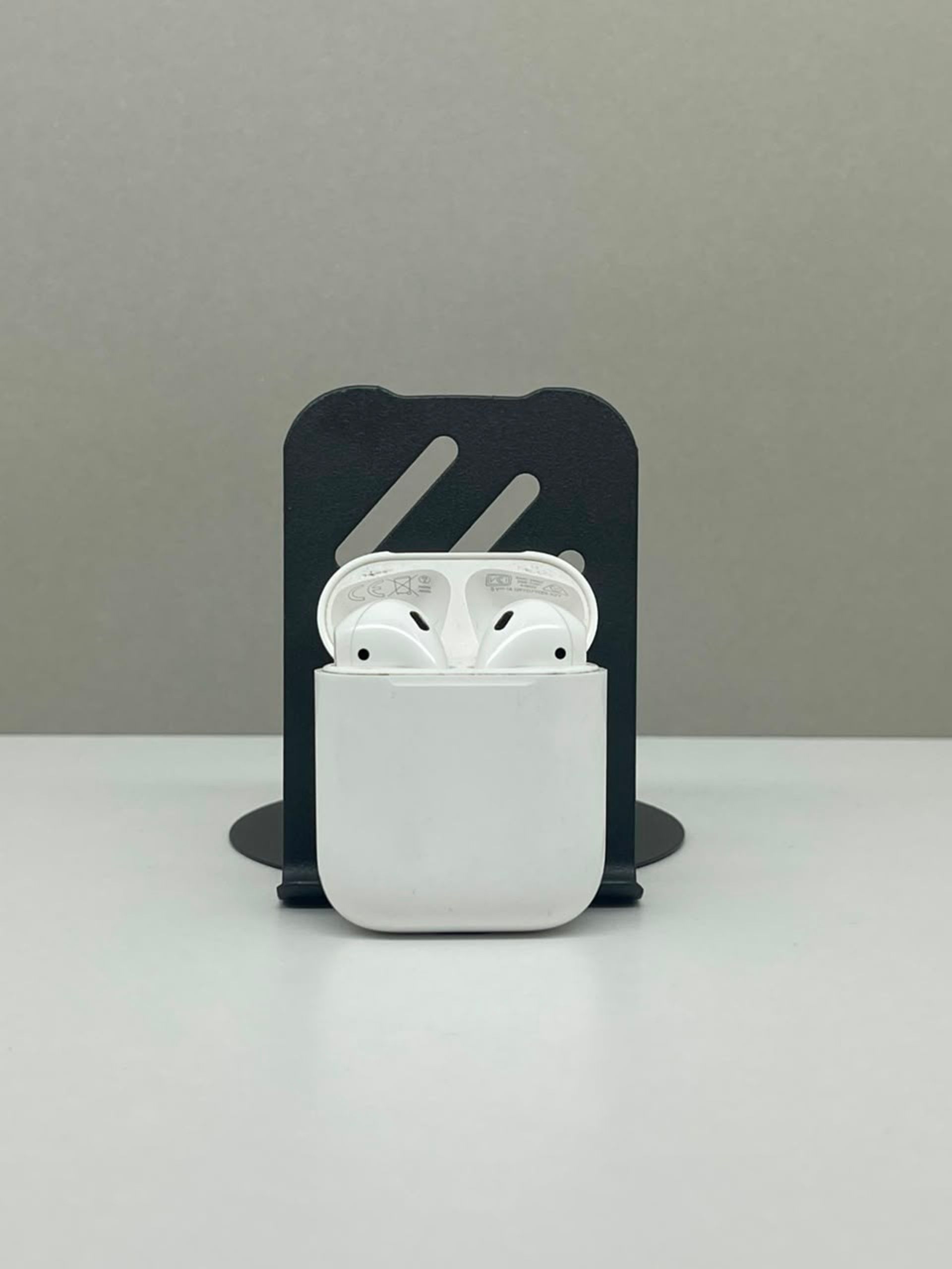 Apple AirPods 2 series