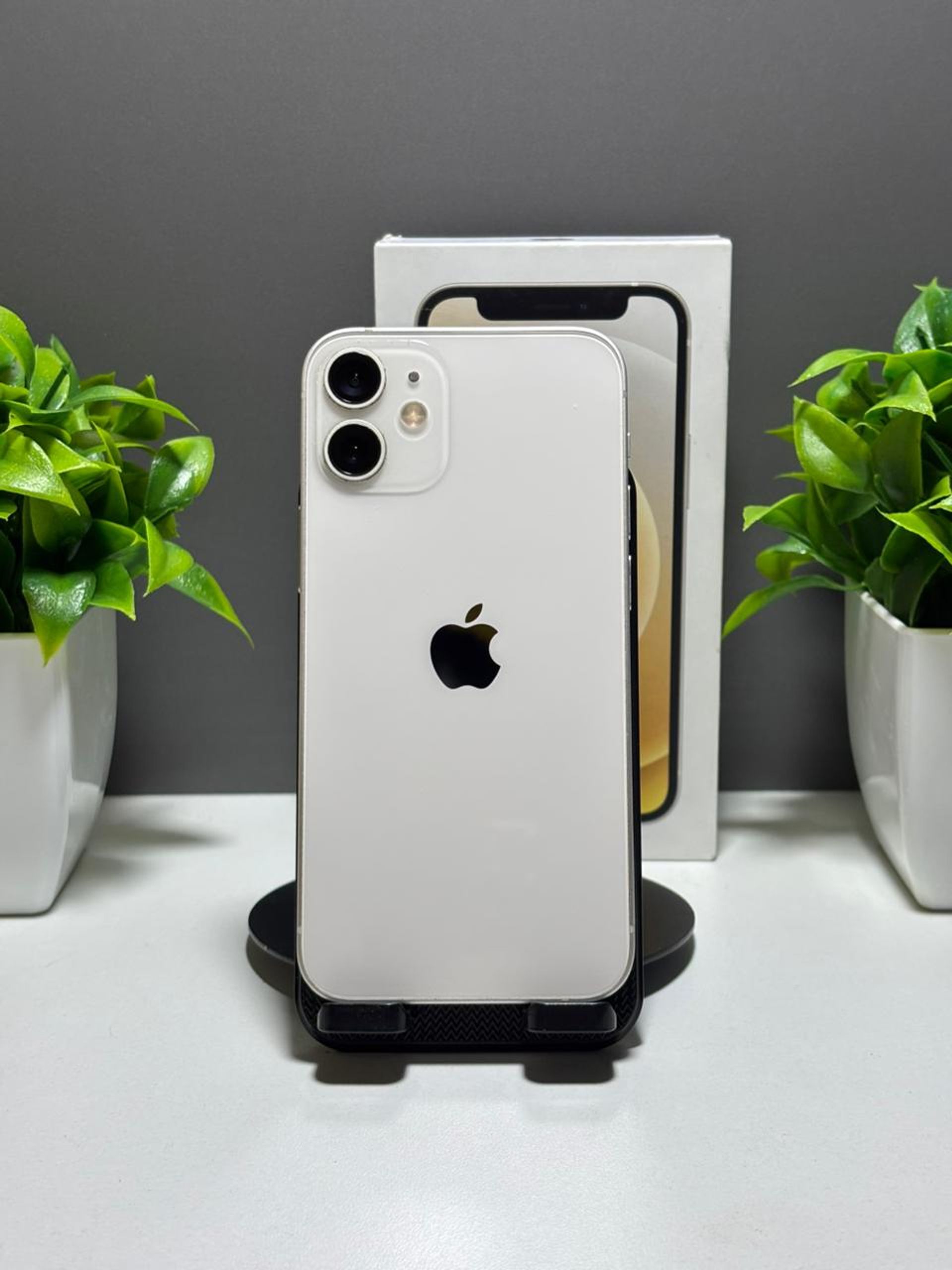 Apple iPhone 12 64GB