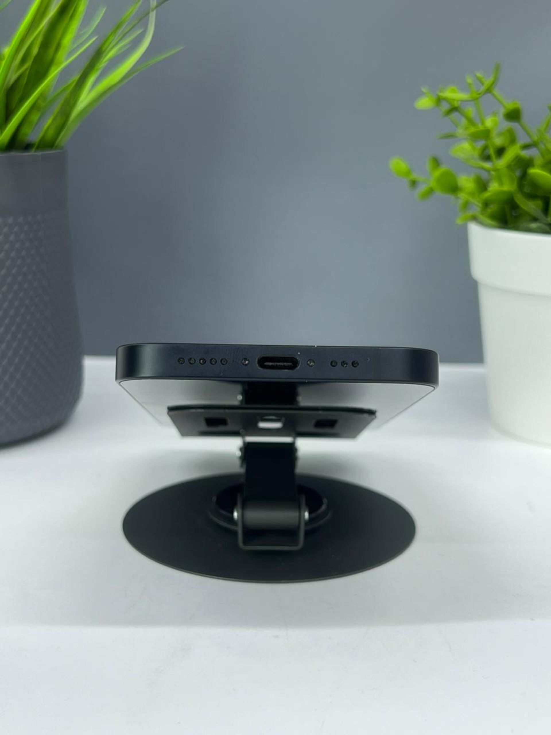 Apple iPhone 16e 128GB