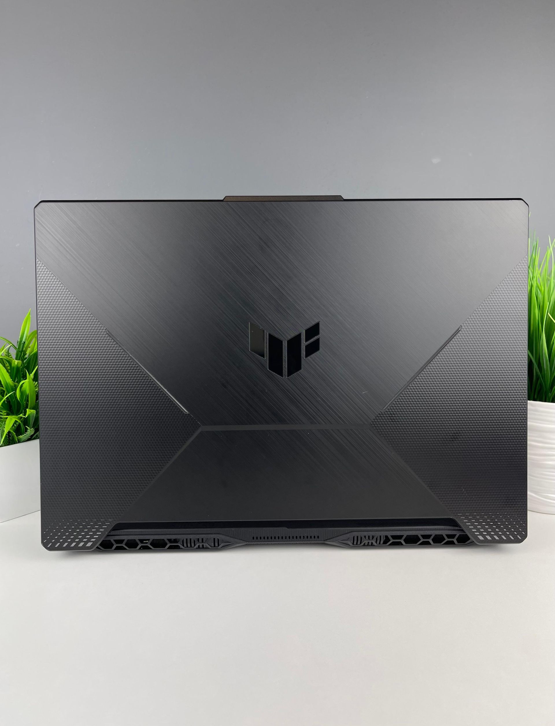 Asus Ryzen 5 (5-е поколение) 2023 (6 ядер / 12 потоков)