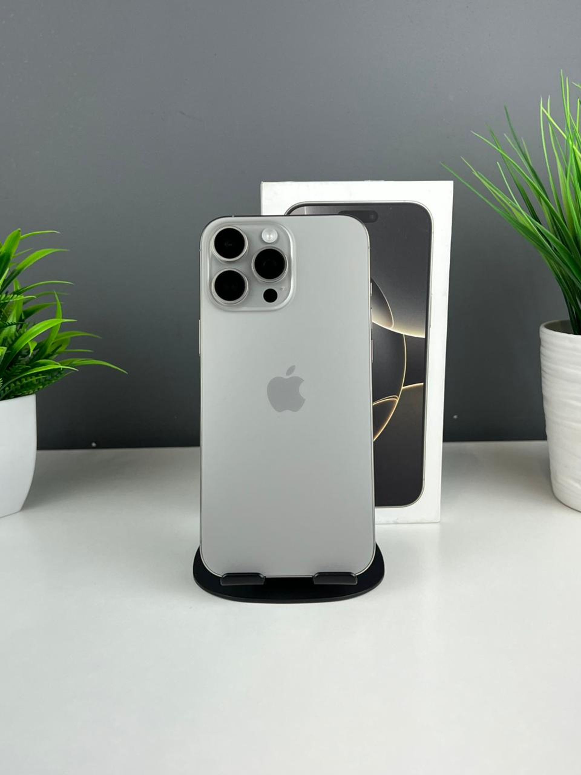 Apple iPhone 16 Pro Max 256GB - фото_0