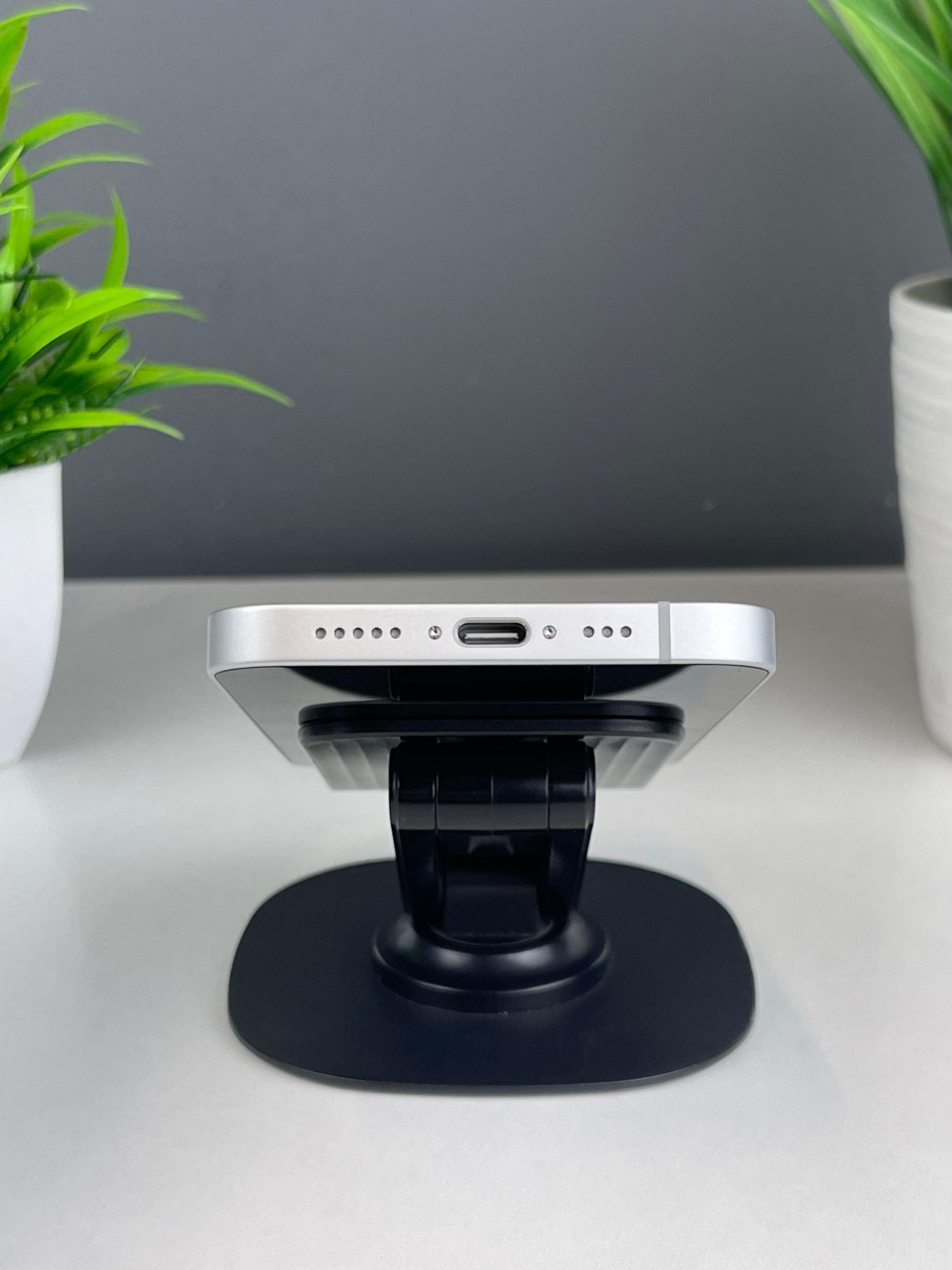 Apple iPhone 16e 128GB