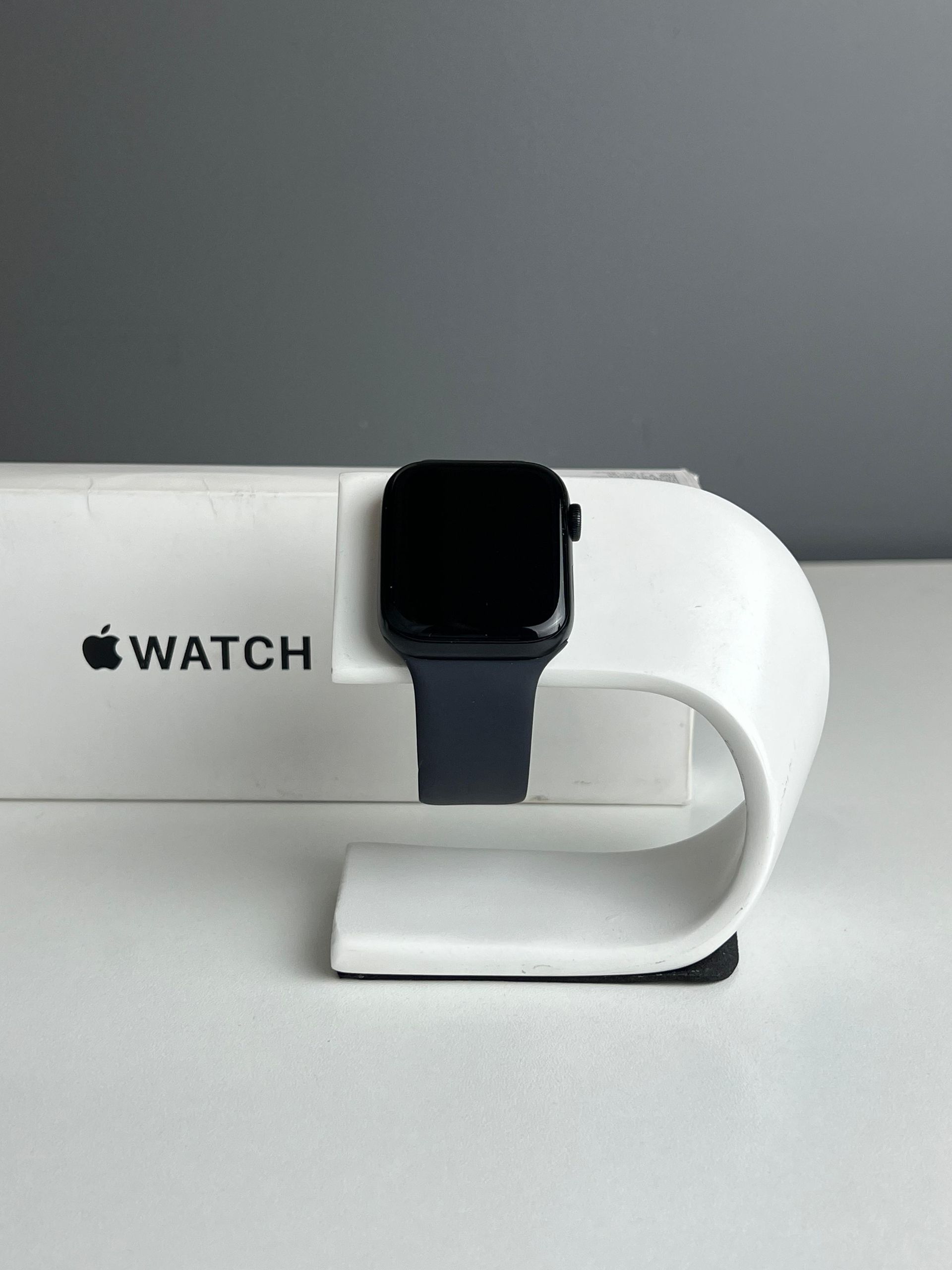 Apple Series SE 44 мм (2е поколение) 44