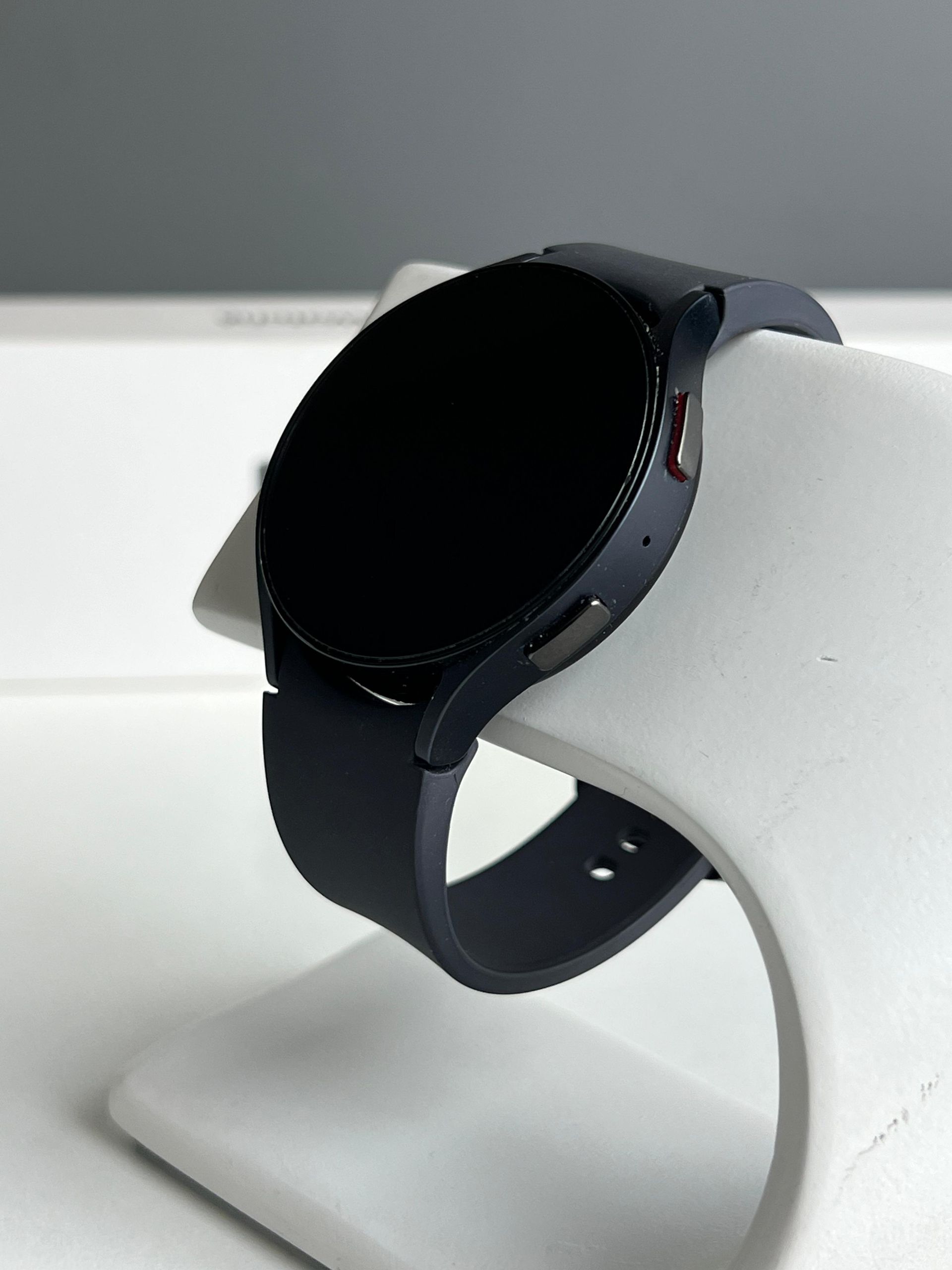 Samsung Series 6 Classic  44