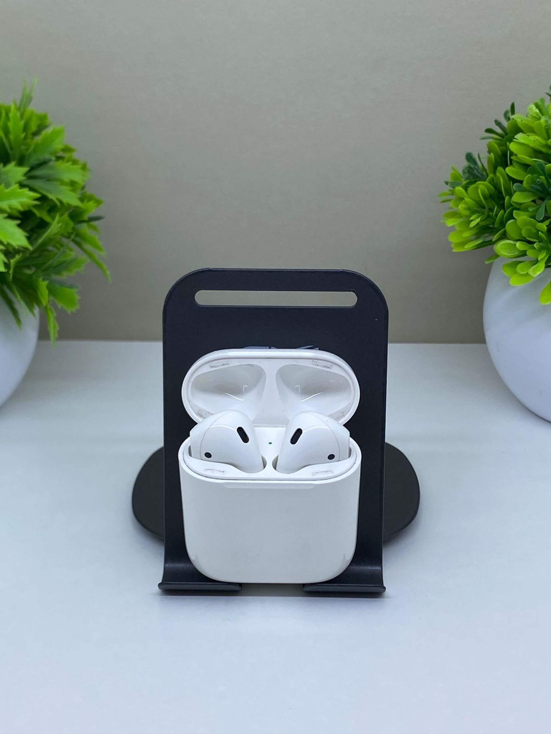 AirPods 2 series