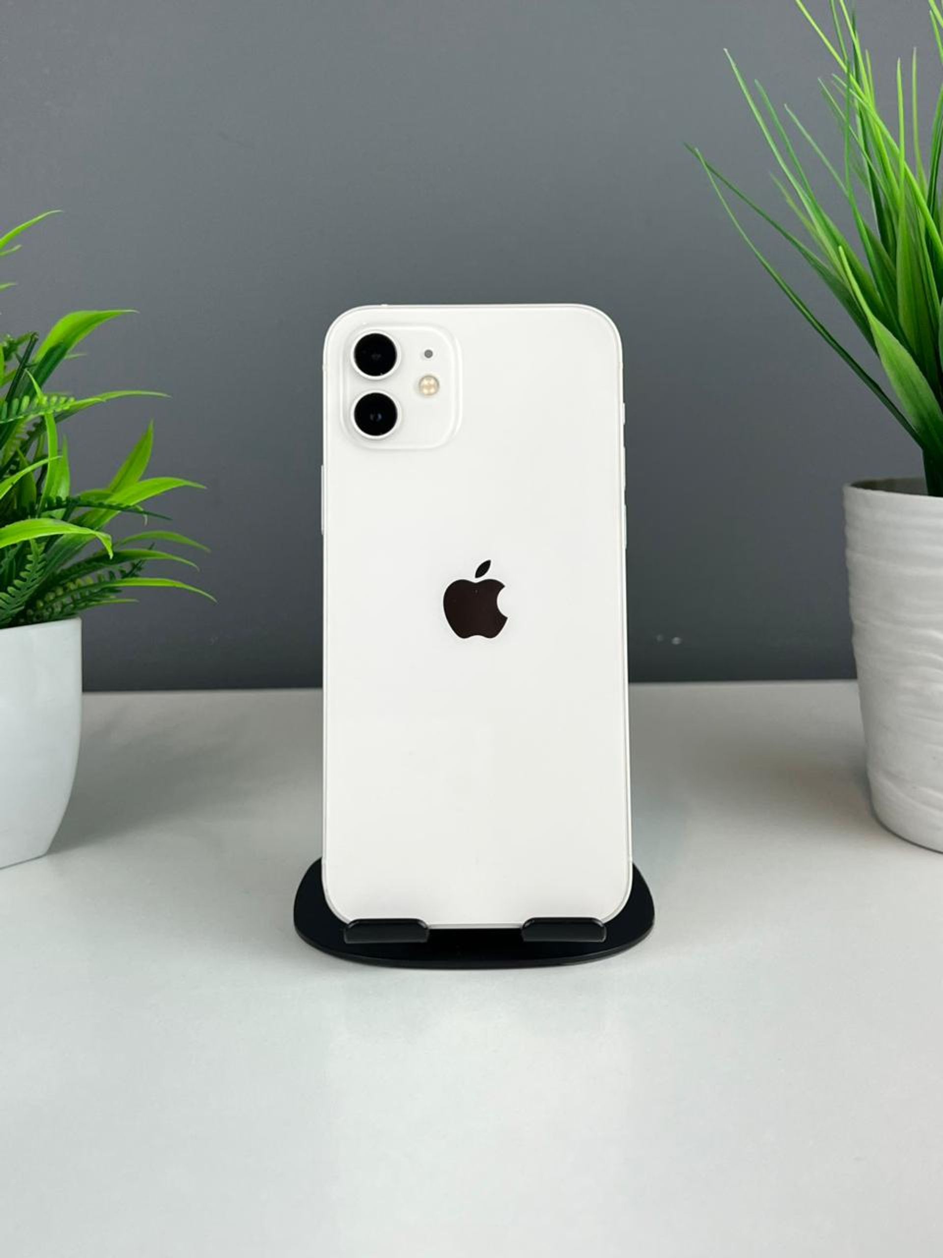 Apple iPhone 12 64GB