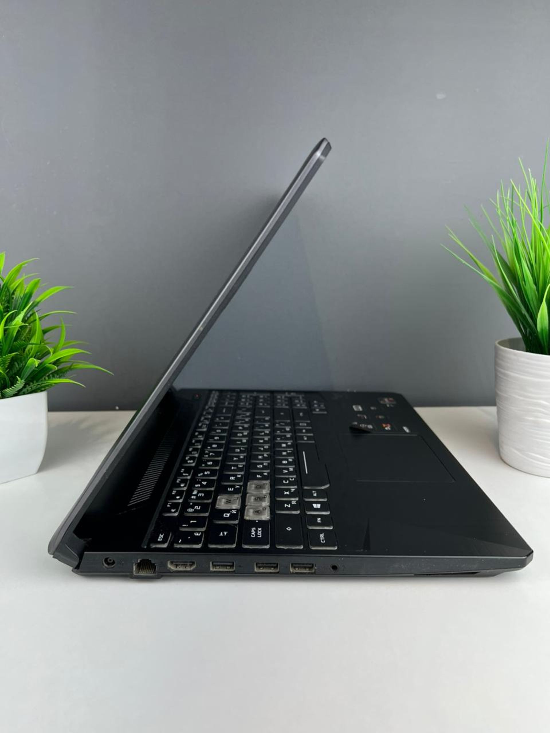 Asus Ryzen 7 (3-е поколение) 2019 (8 ядер / 16 потоков)