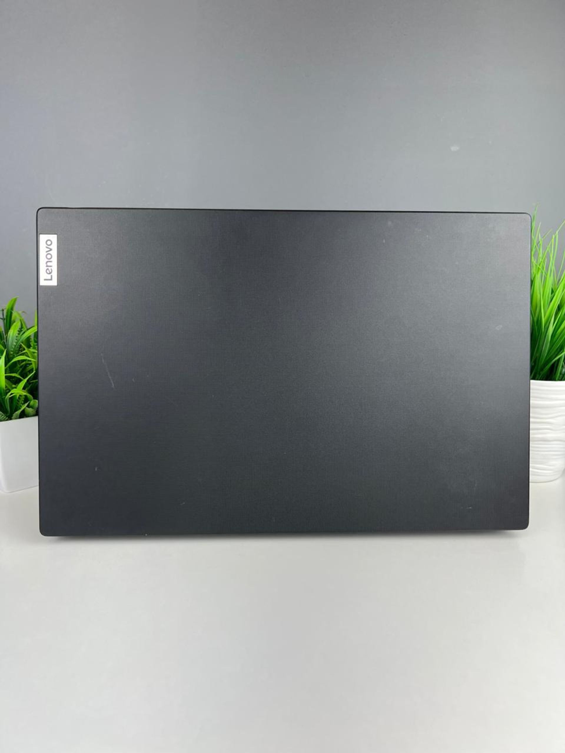 Ноутбук Lenovo core i3/12-пок  Intel Core i3  12-поколение  ядер 8 GB 500 GB
