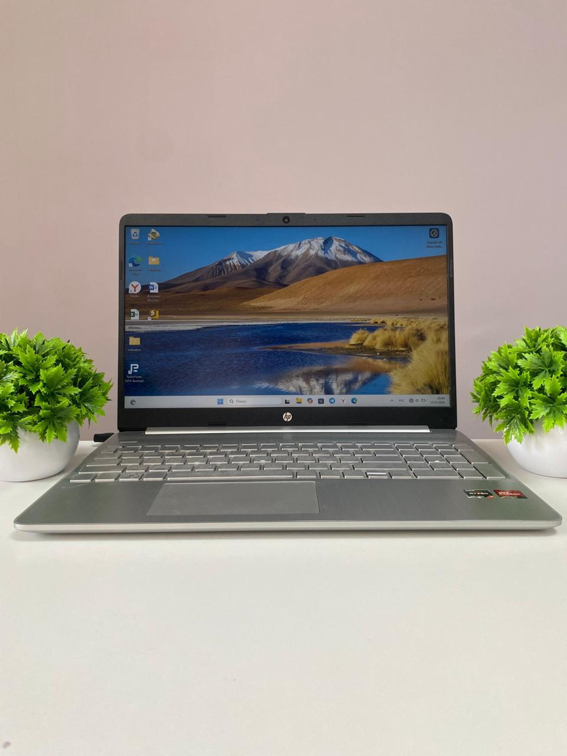 Ноутбук Hp ryzen 7 (5-е поколение) 2023 (8 ядер / 16 потоков) AMD Ryzen 7 5-поколение ядер 16 GB 500 GB 16 дюймов