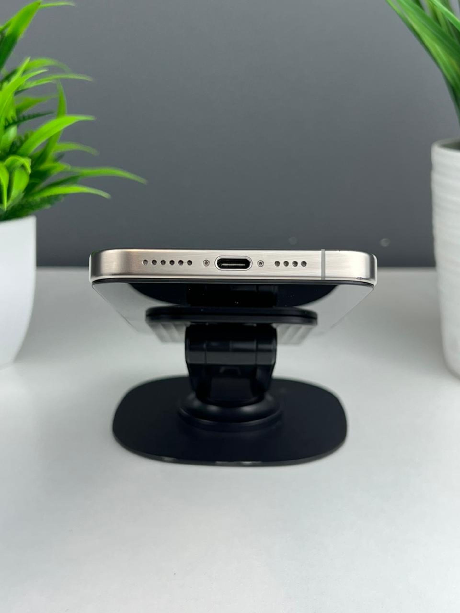 Apple iPhone 15 Pro Max 256GB - фото_4