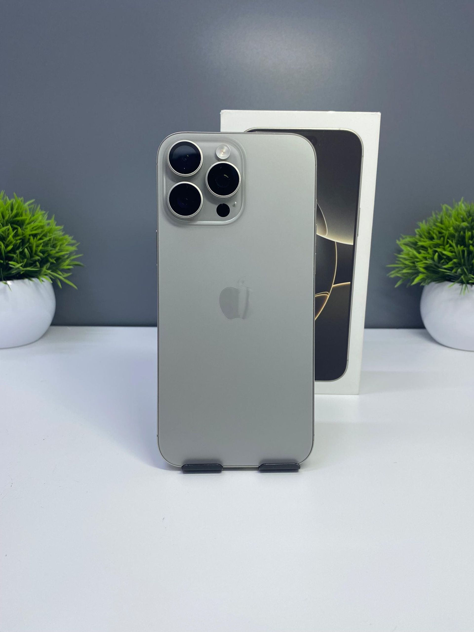 Apple iPhone 16 Pro Max 256GB - фото_0