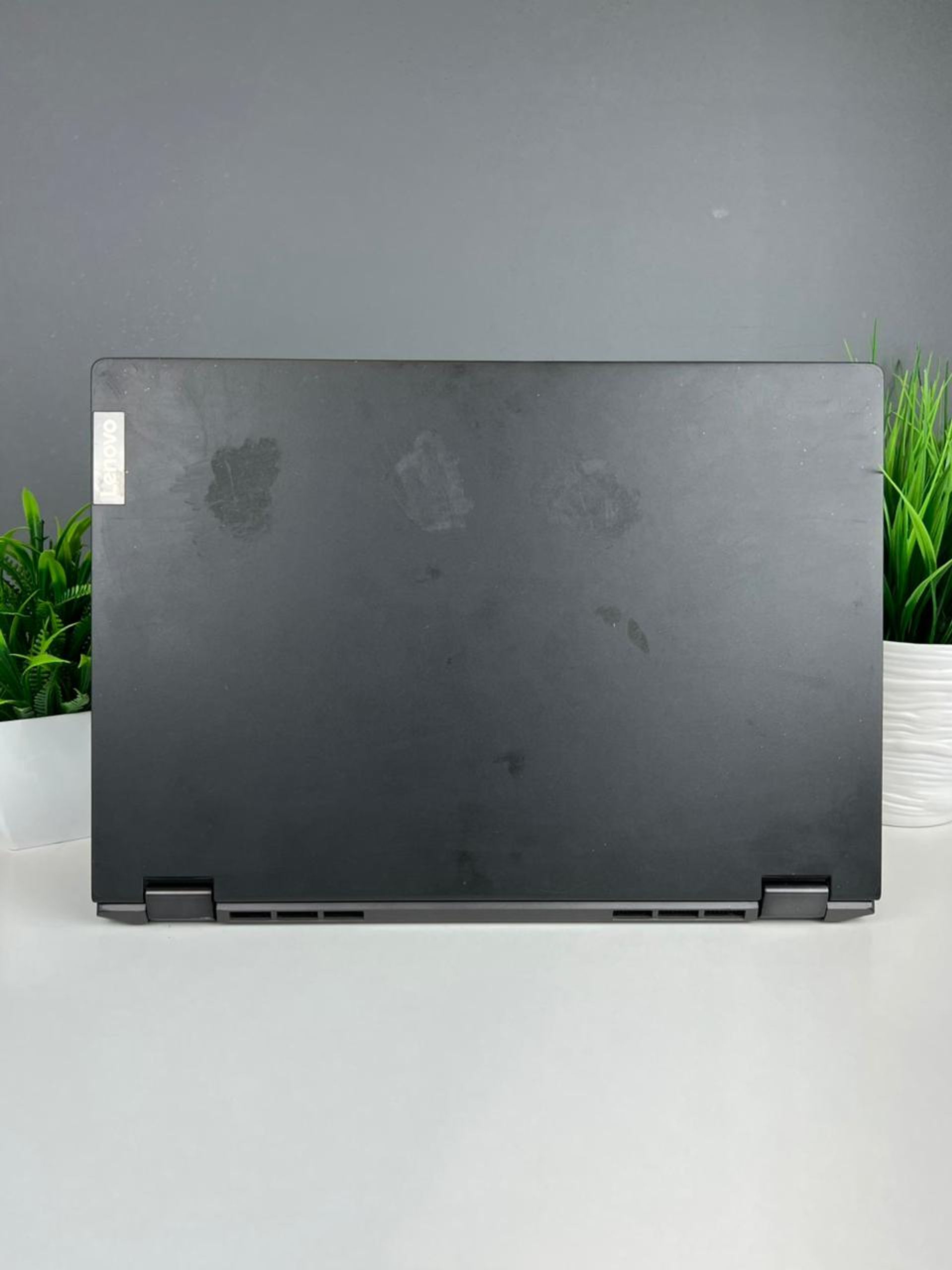 Ноутбук Lenovo core i3/8-пок  Intel Core i3  8-поколение  ядер 4 GB 128 GB