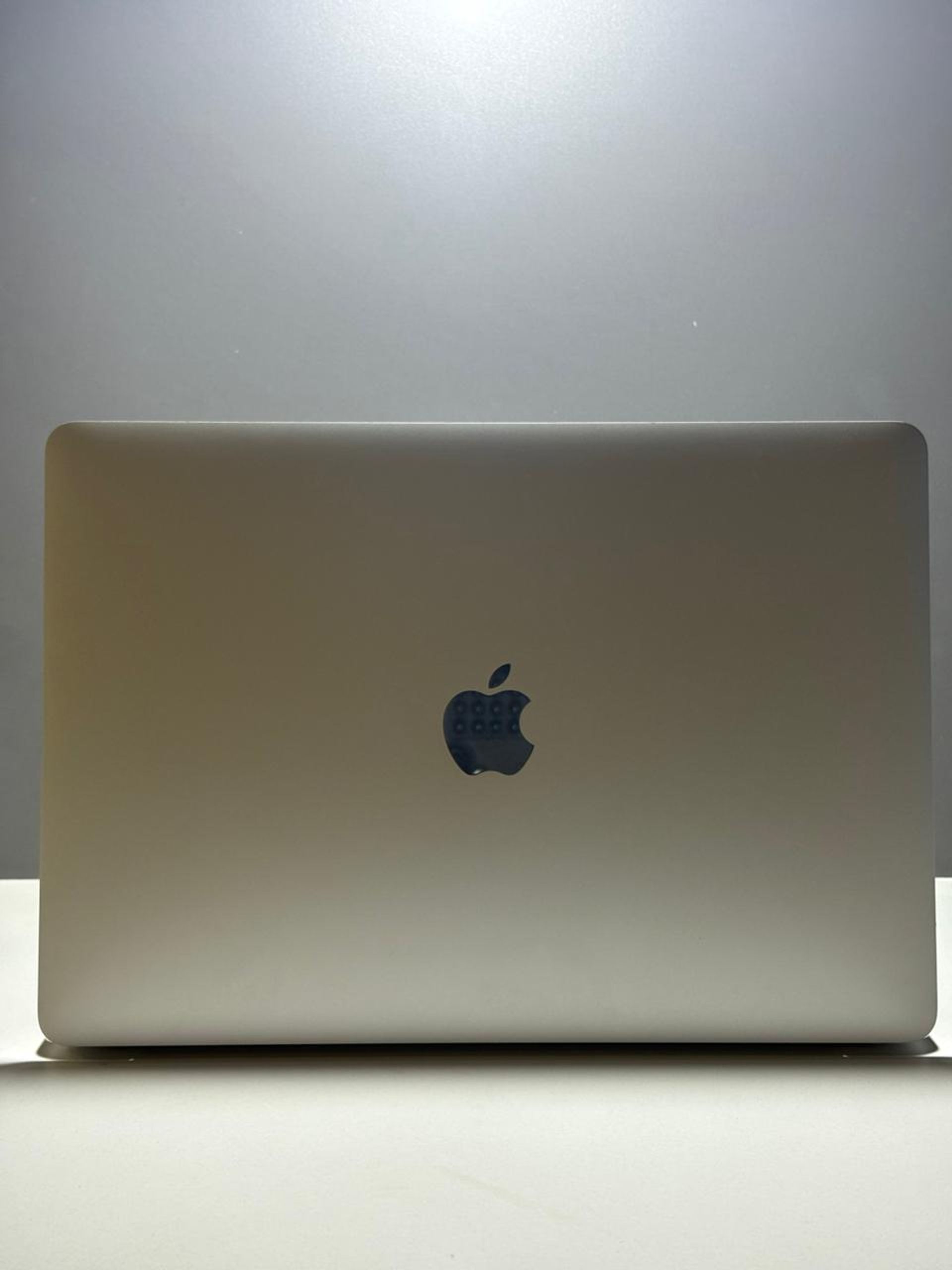 Ноутбук Apple Pro  Intel Core i5  8-поколение  ядер 8 GB 500 GB 13 дюймов