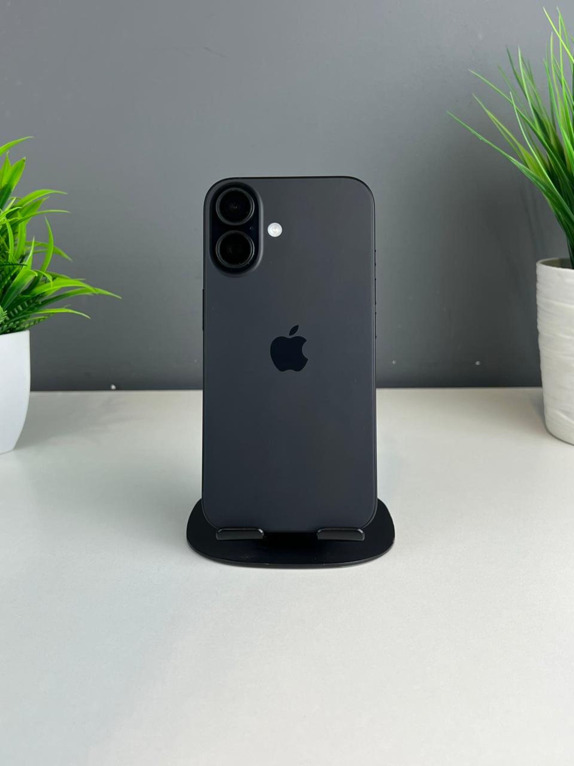 Apple iPhone 16 128Gb - фото_0