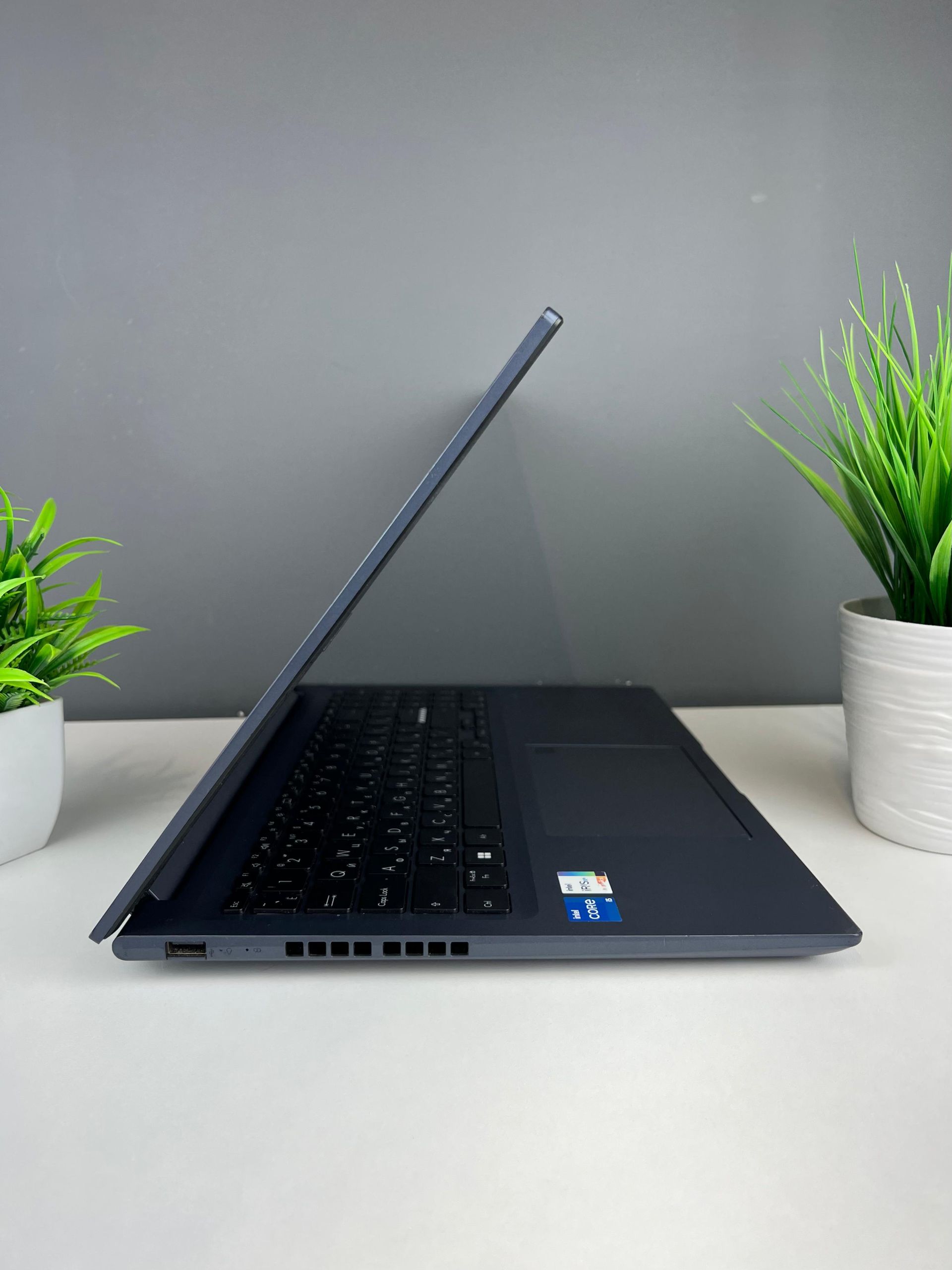 Ноутбук Asus Для работы и учебы  Intel Core i5  12-поколение  ядер 16 GB 500 GB 15 дюймов