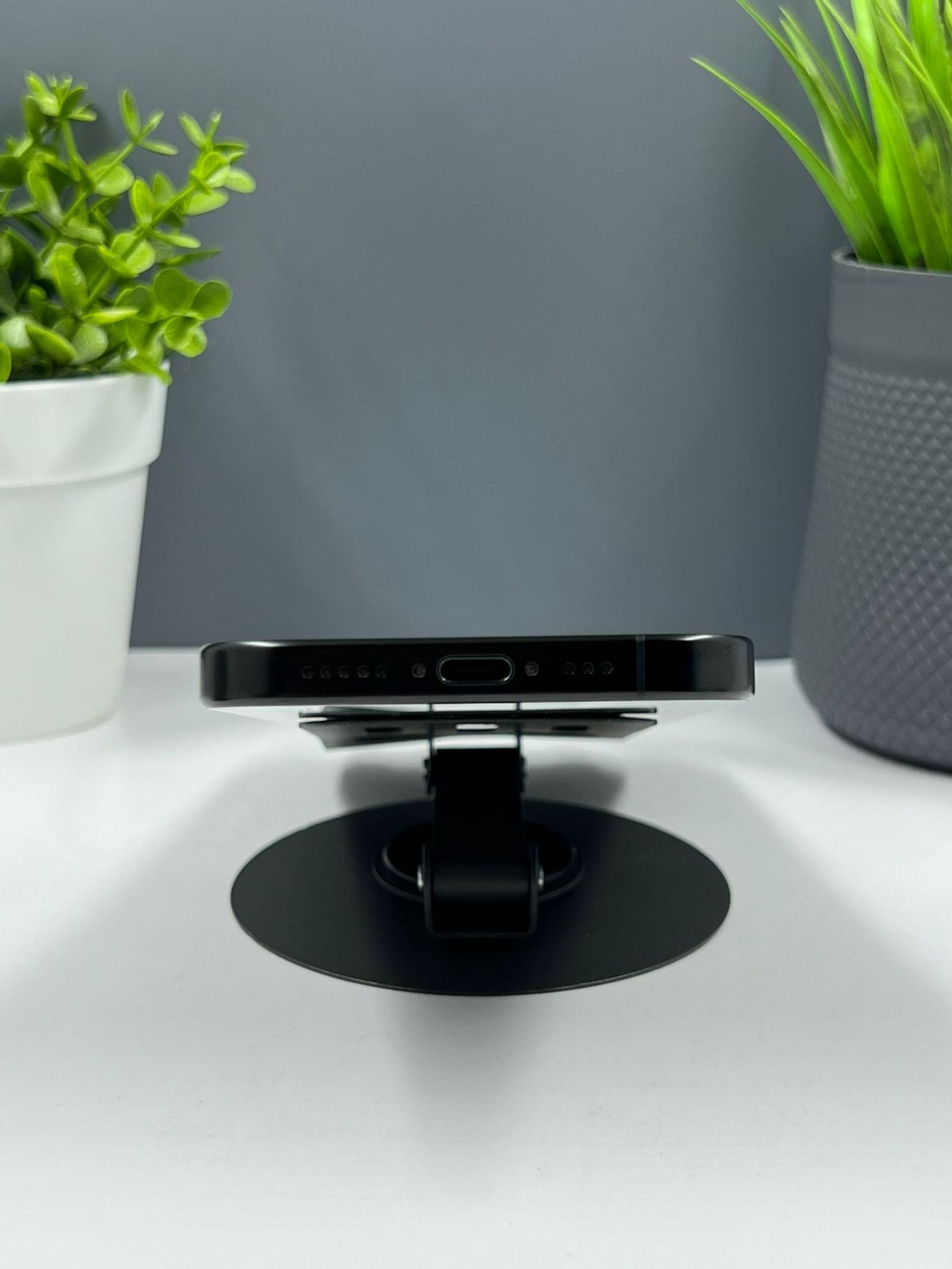 Apple iPhone 16 Pro 128Gb - фото_4