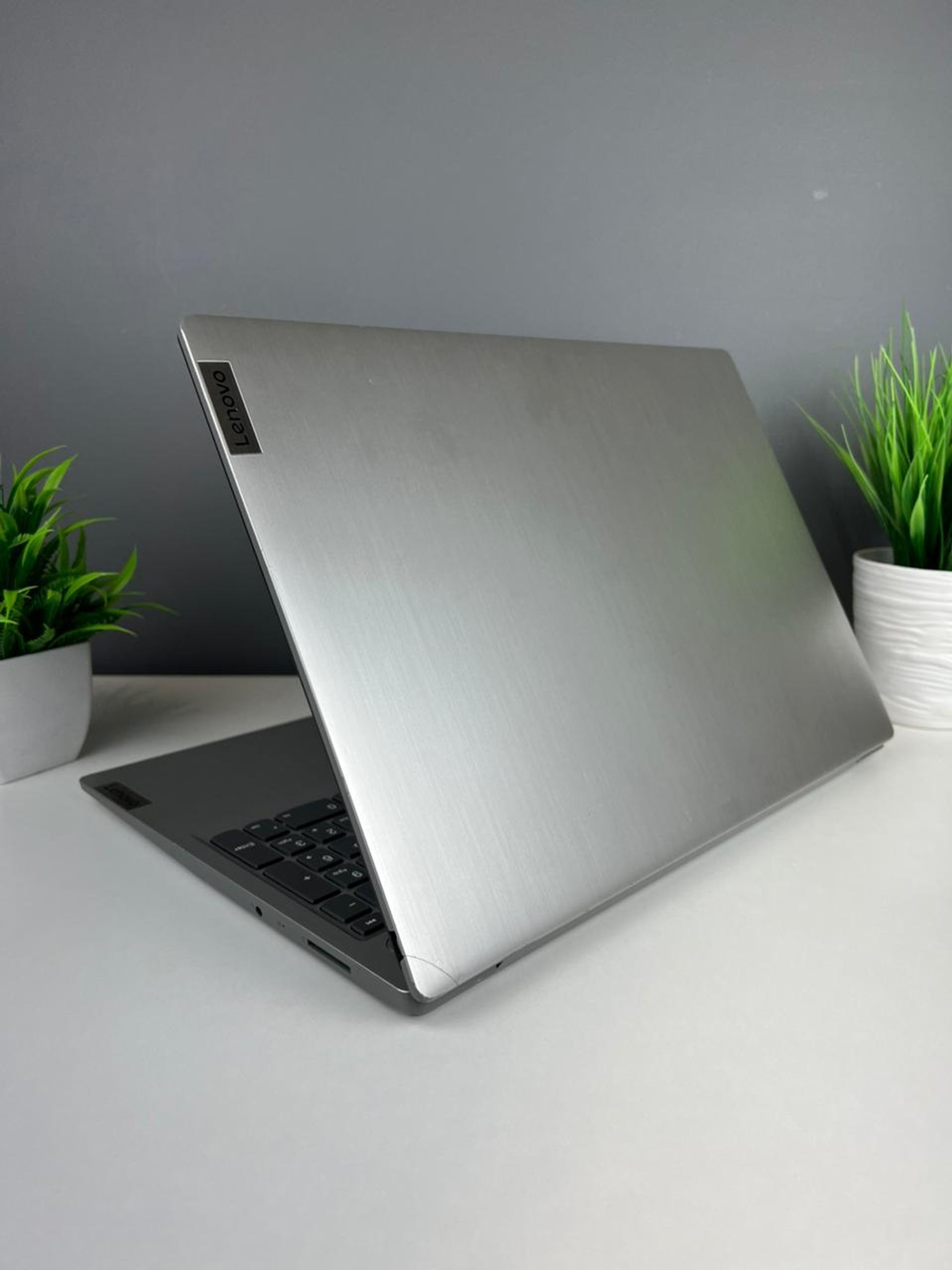 Ноутбук Lenovo ryzen 5 (4-е поколение) 2020-2022 (6 ядер / 12 потоков) AMD Ryzen 5 4-поколение ядер 8 GB 500 GB