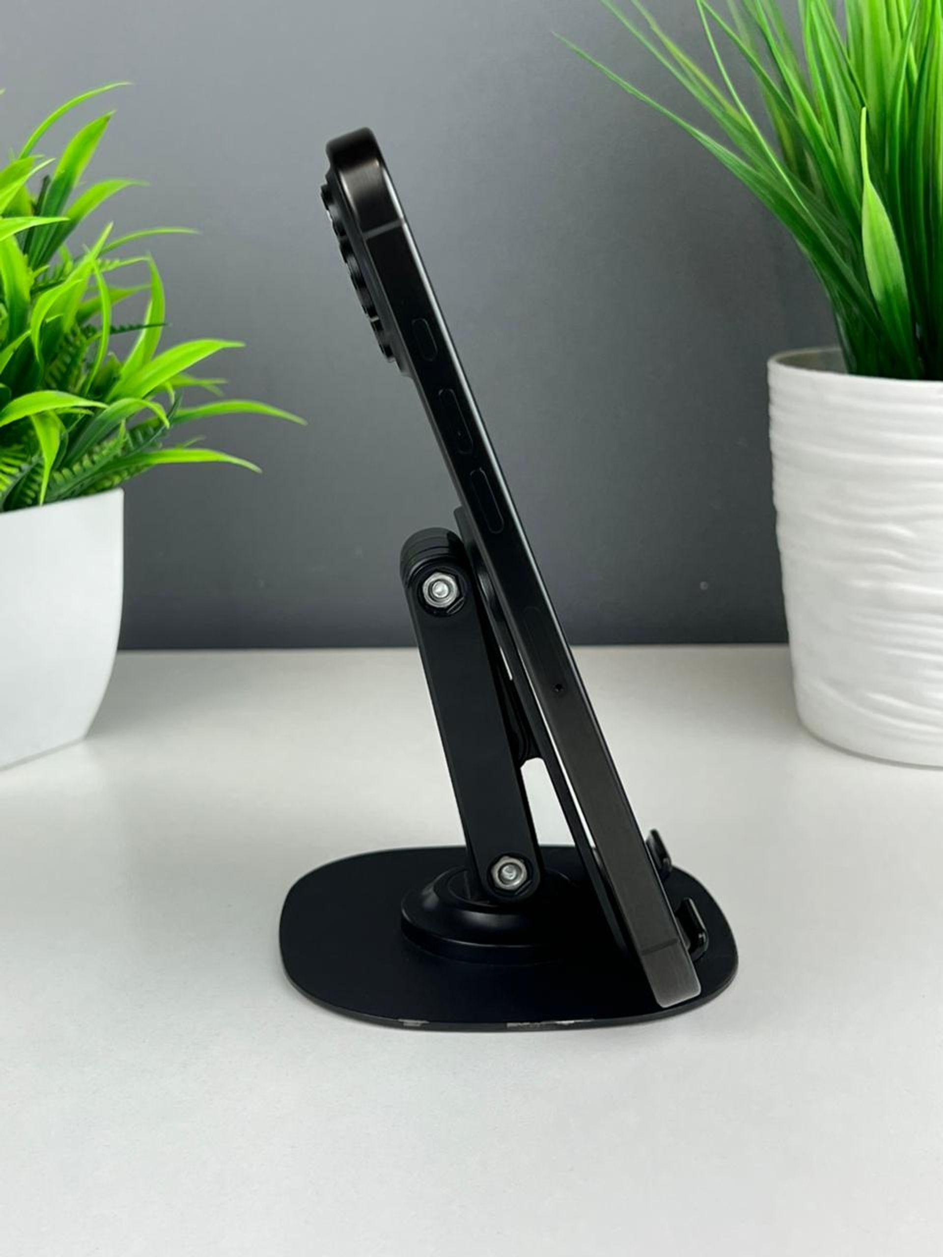 Apple iPhone 16 Pro Max 256Gb - фото_2