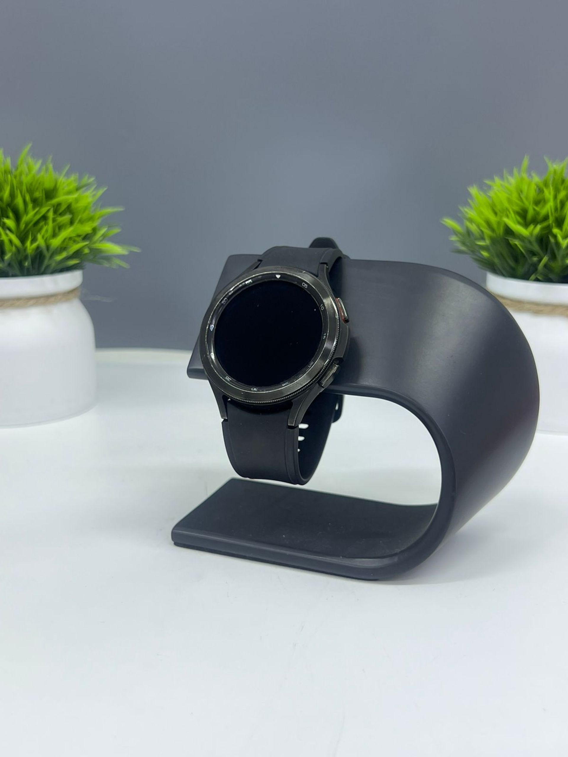 Samsung Series 4 Classic SM-R890