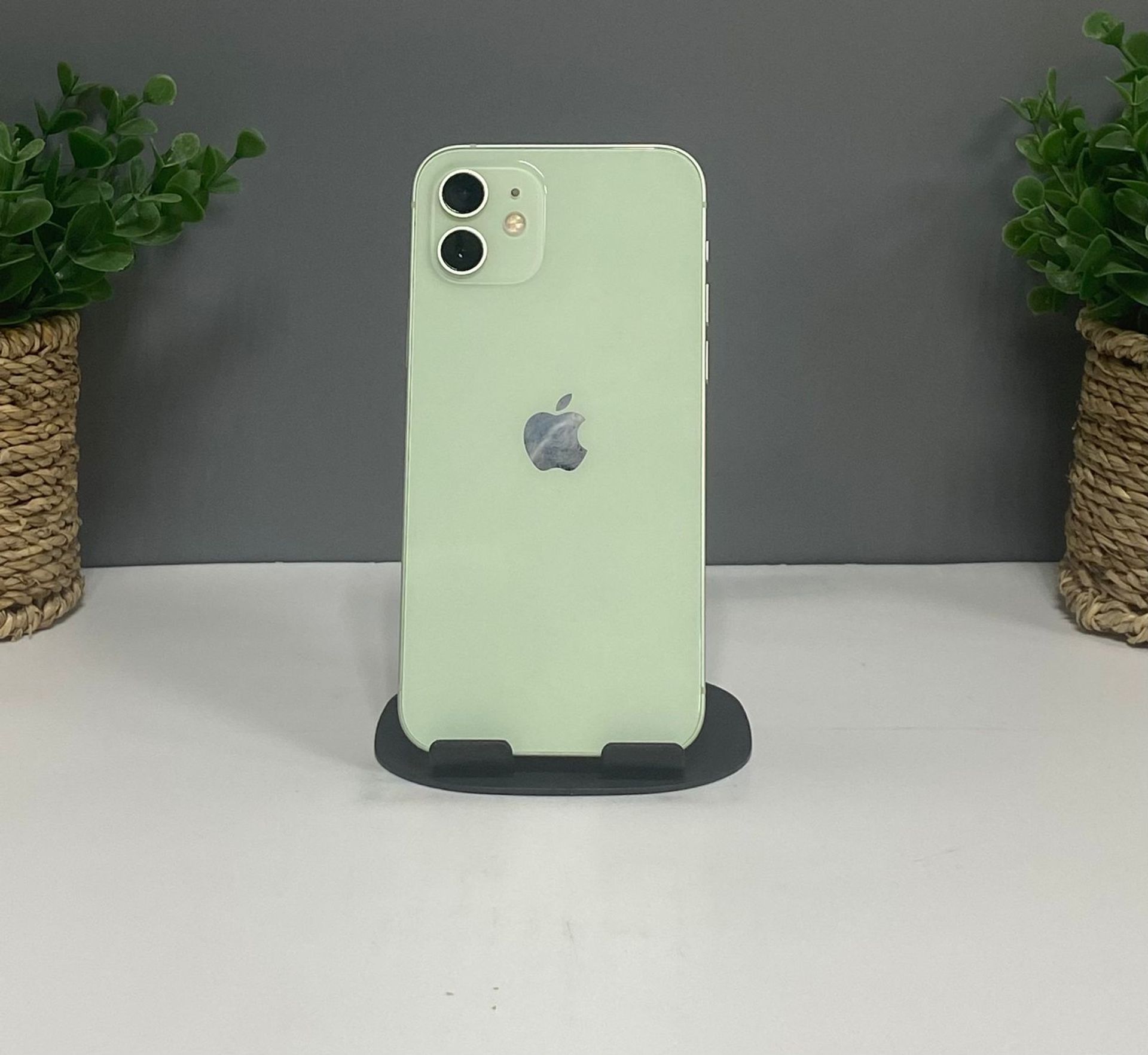 Apple iPhone 12 64 GB