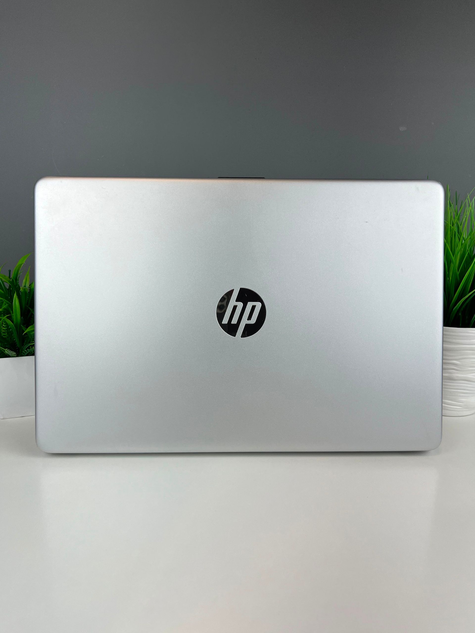 Ноутбук Hp Для работы и учебы AMD Ryzen 3 4-поколение ядер 8 GB 256 GB 16 дюймов