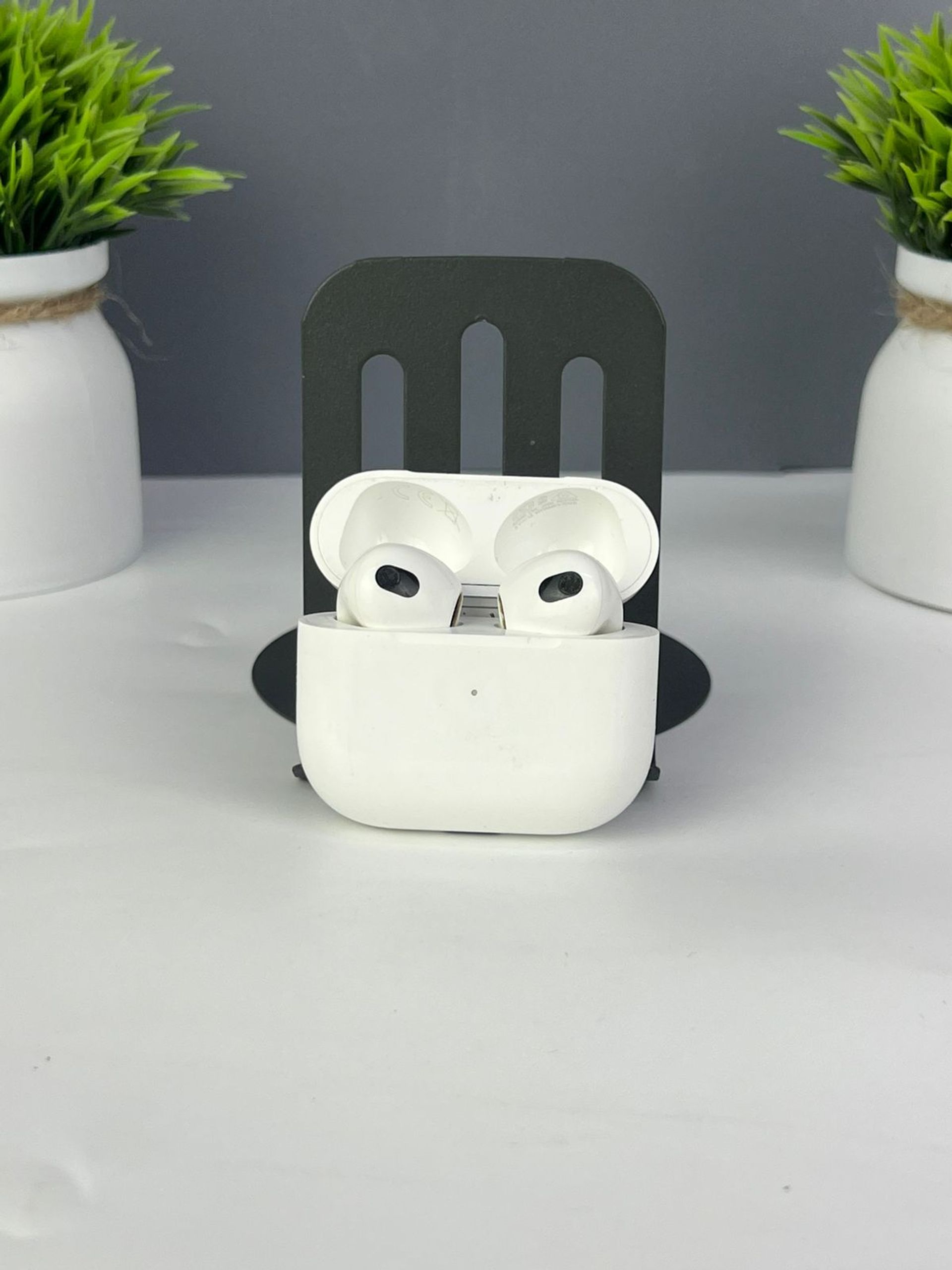 Apple AirPods 3 series