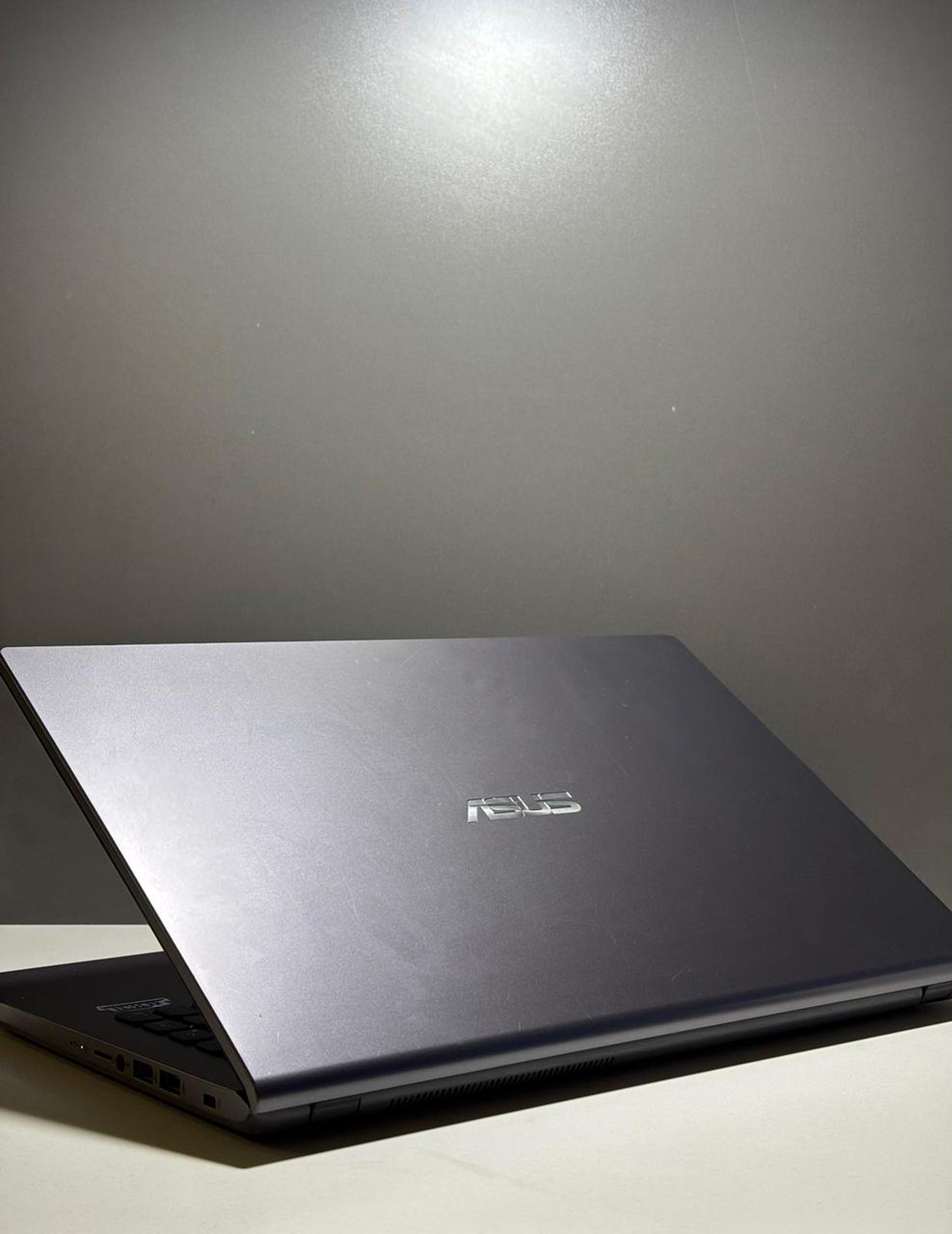 Asus Intel core i3/7gen