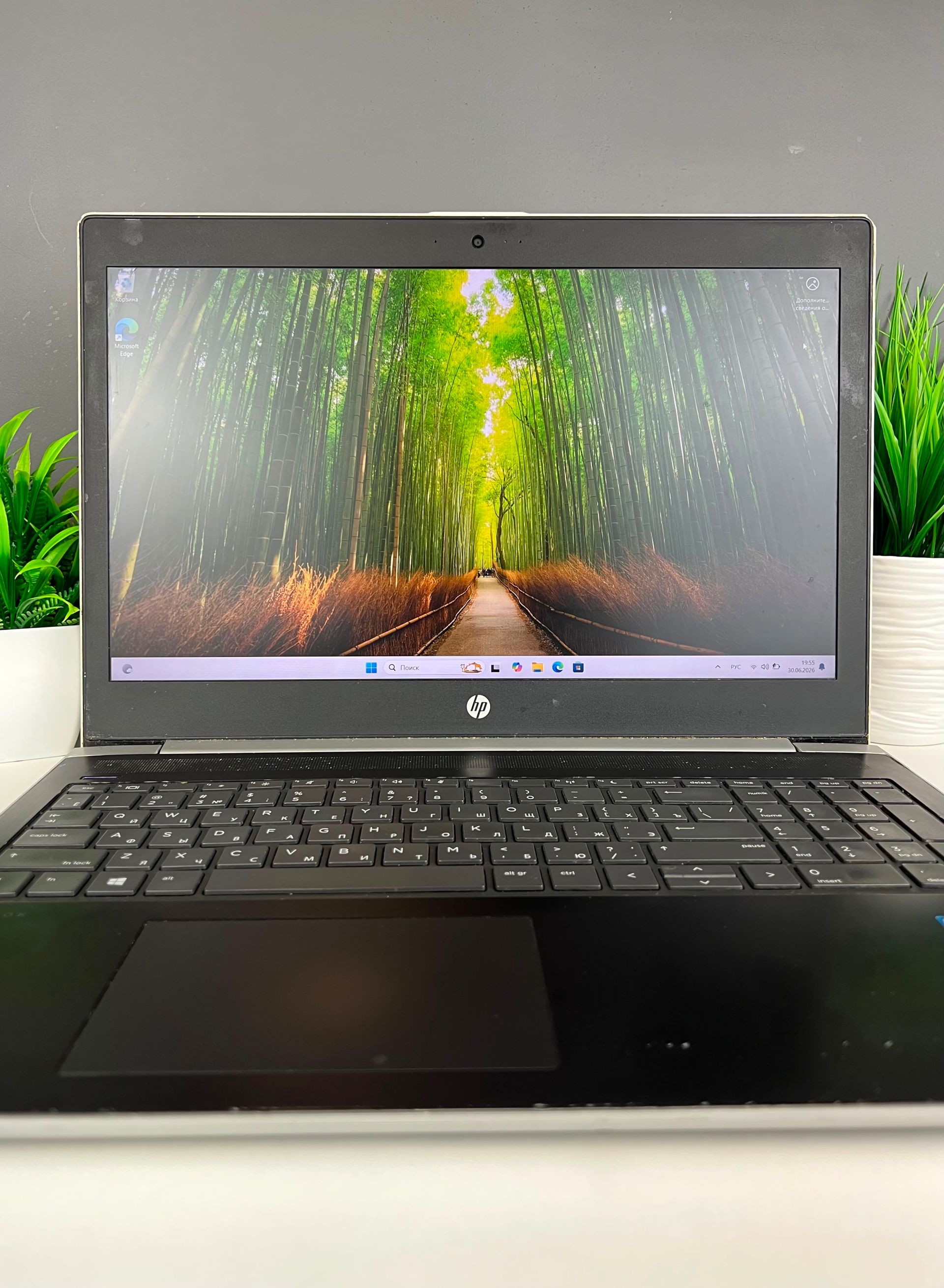 Ноутбук Hp Для работы и учебы  Intel Core i3  7-поколение  ядер 4 GB 256 GB 14 дюймов