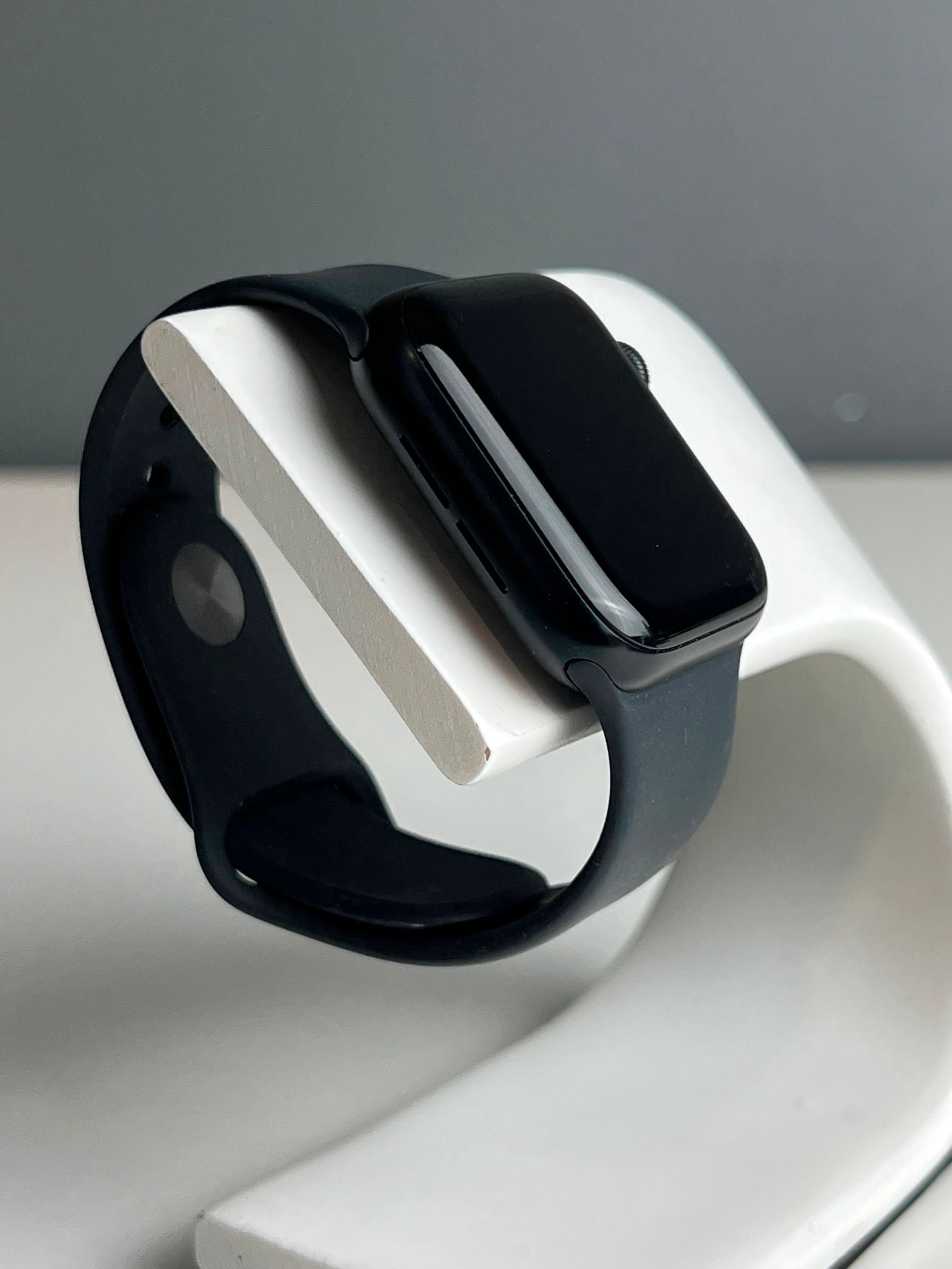 Apple Series SE 40 mm (2е поколение) 40mm