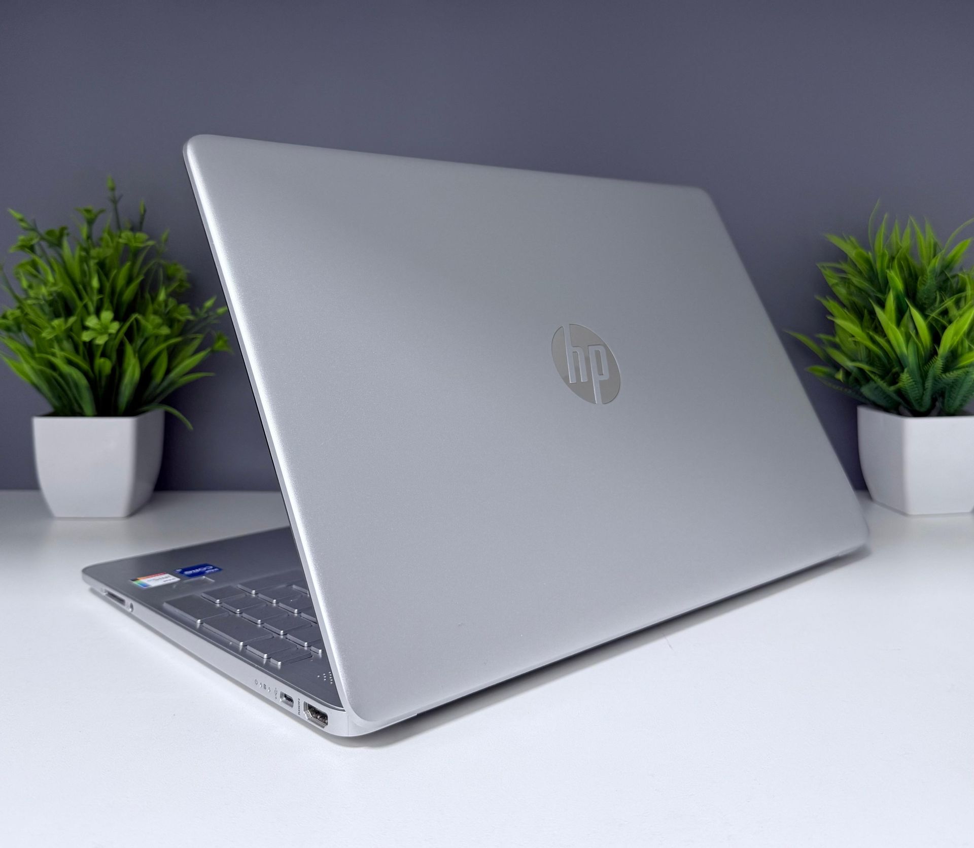 Ноутбук Hp Для работы и учебы  Intel Core i5  12-поколение  ядер 16 GB 512 GB 16 дюймов