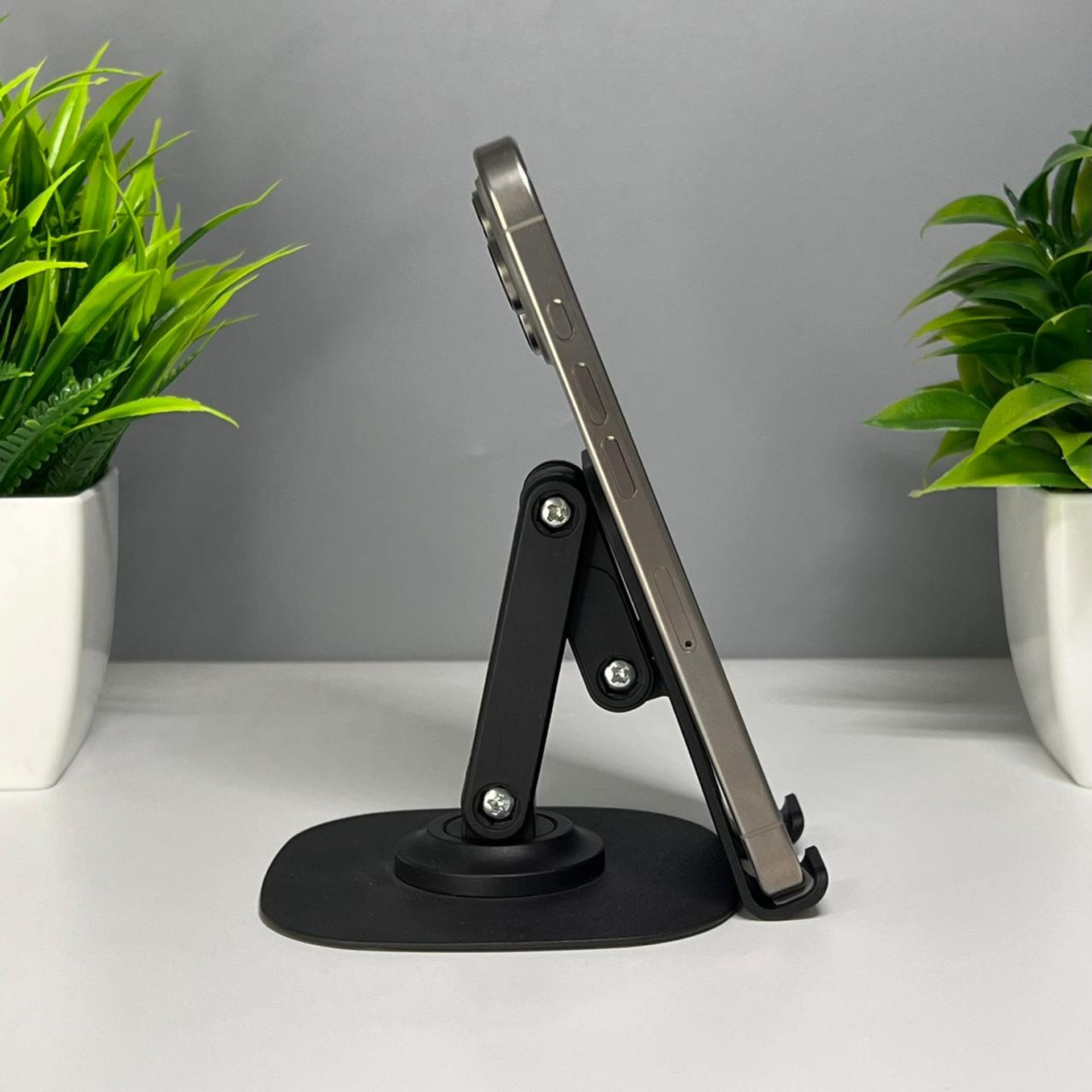 Apple iPhone 16 Pro 1024Gb