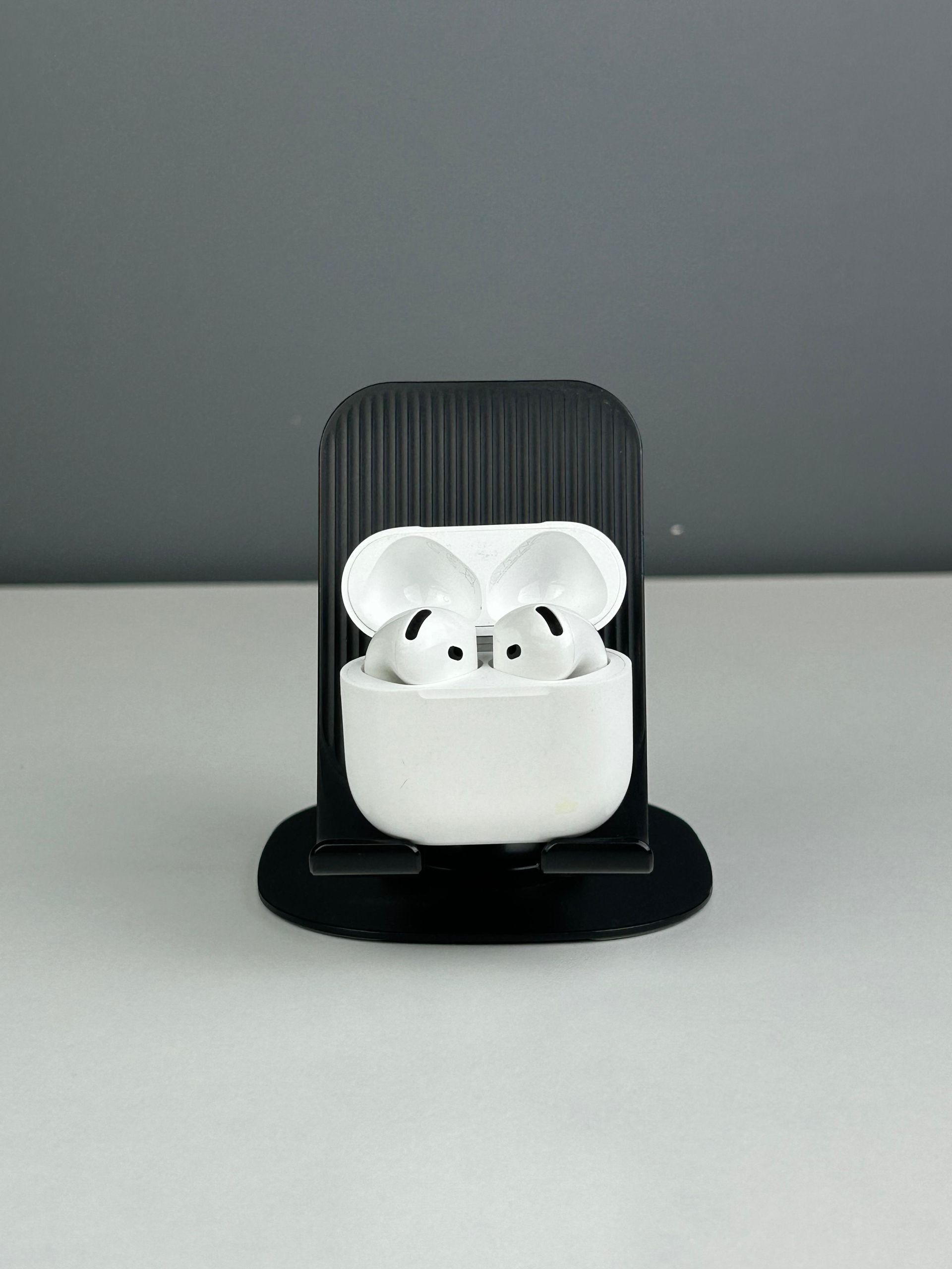 AirPods 4 series - фото_0