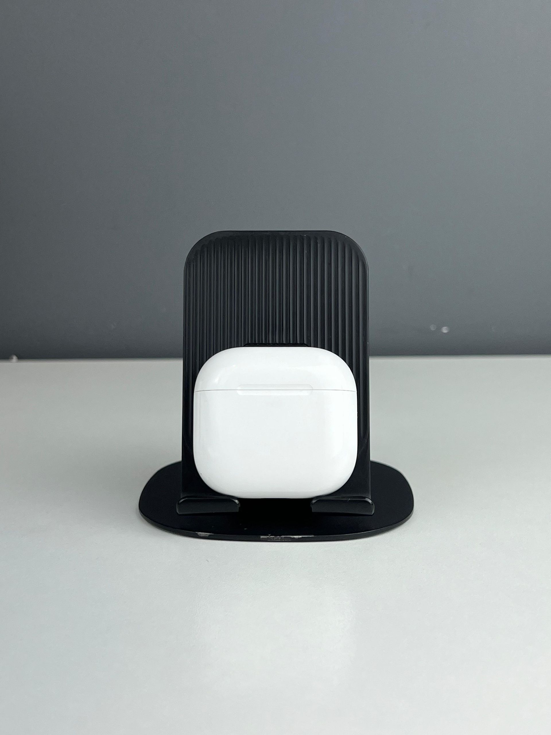 Apple AirPods 4 series