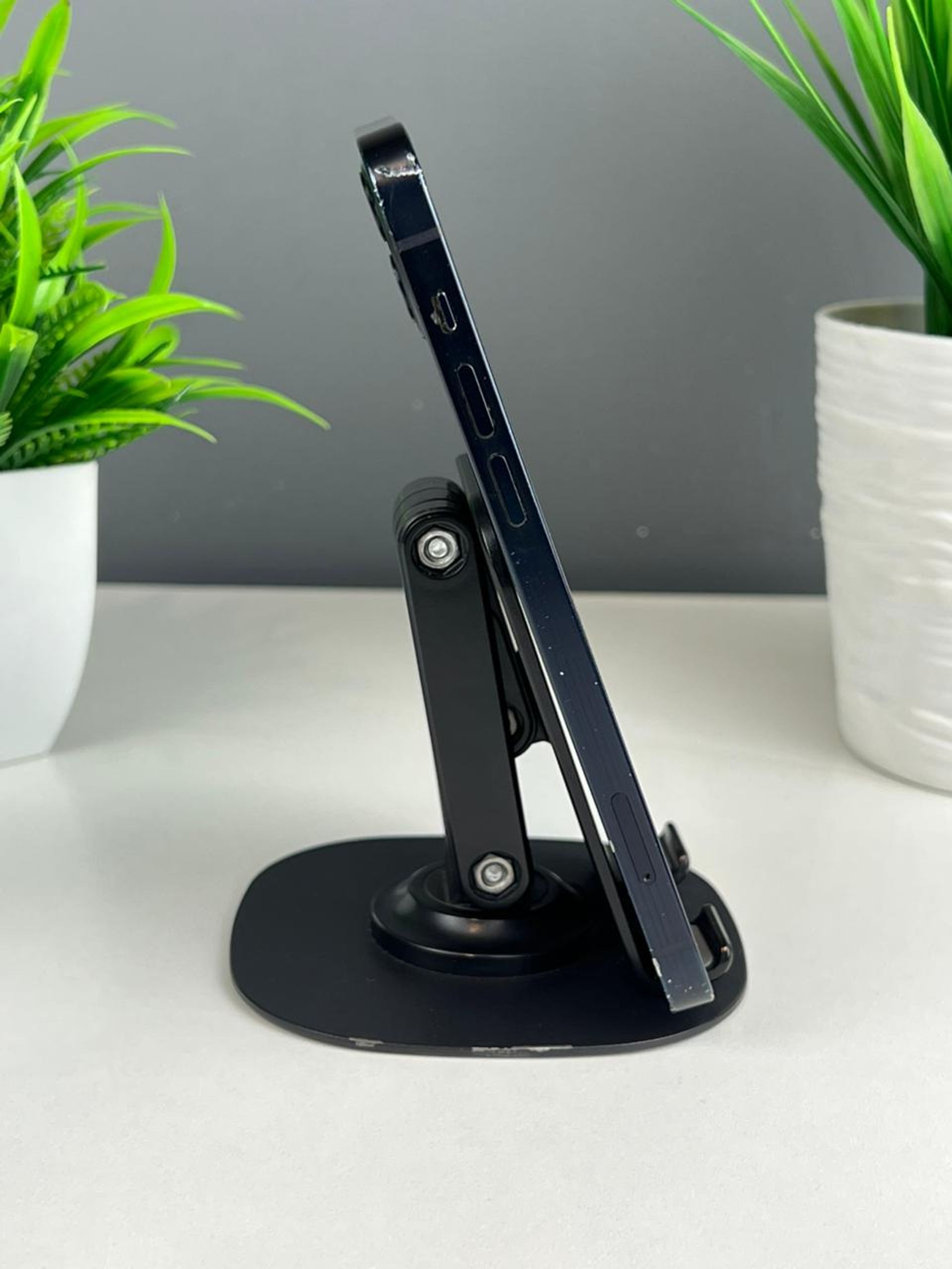 Apple iPhone 12 64GB