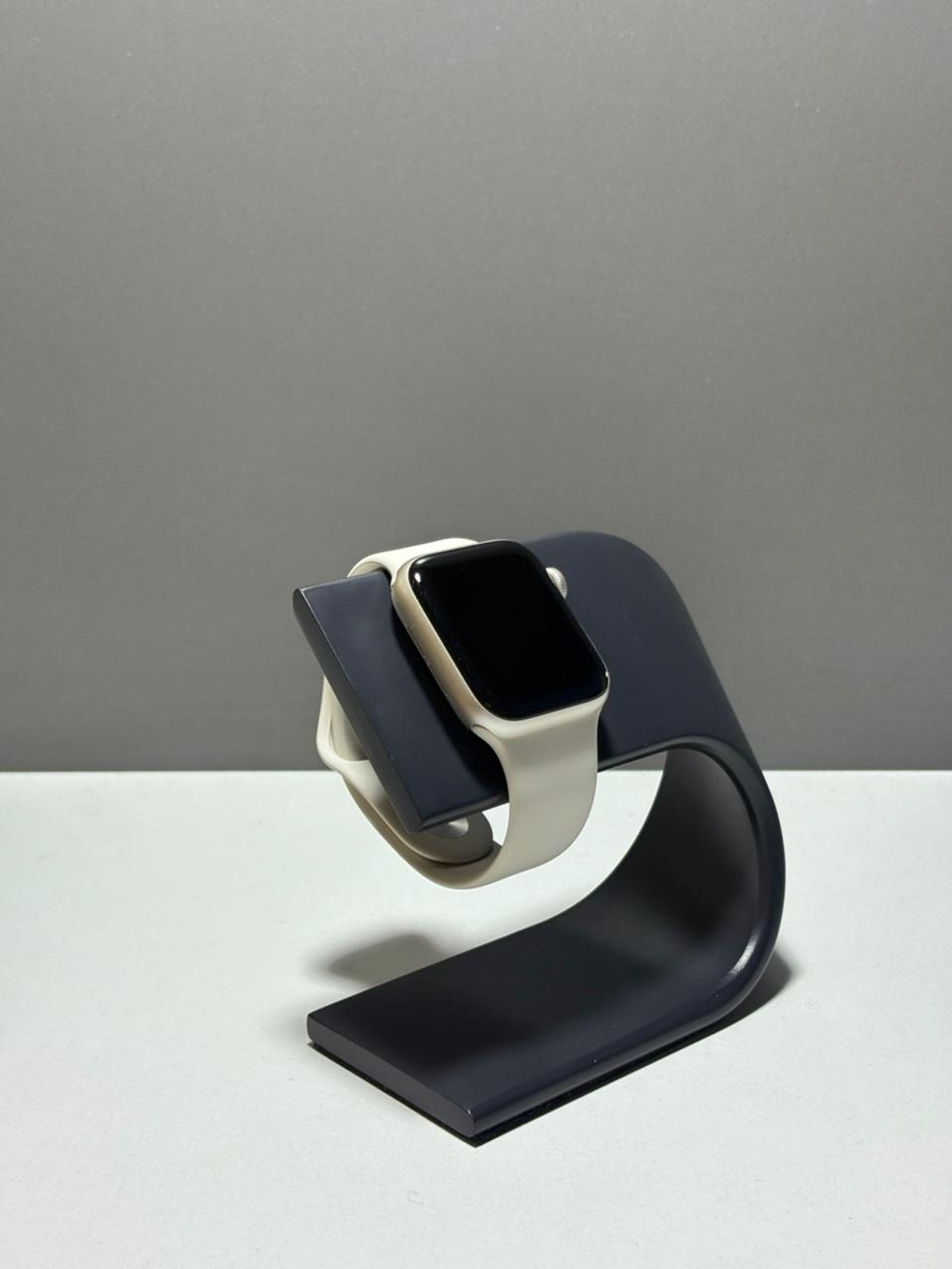 Apple Series SE 40 mm (2е поколение) 40