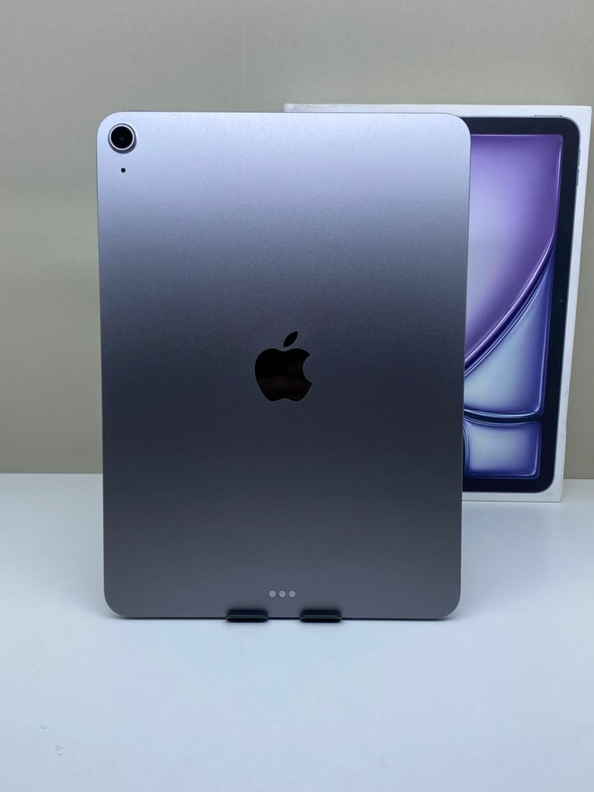Apple iPad Air 11 2025 Wi-Fi 11 дюйм 8 Гб/256 Гб