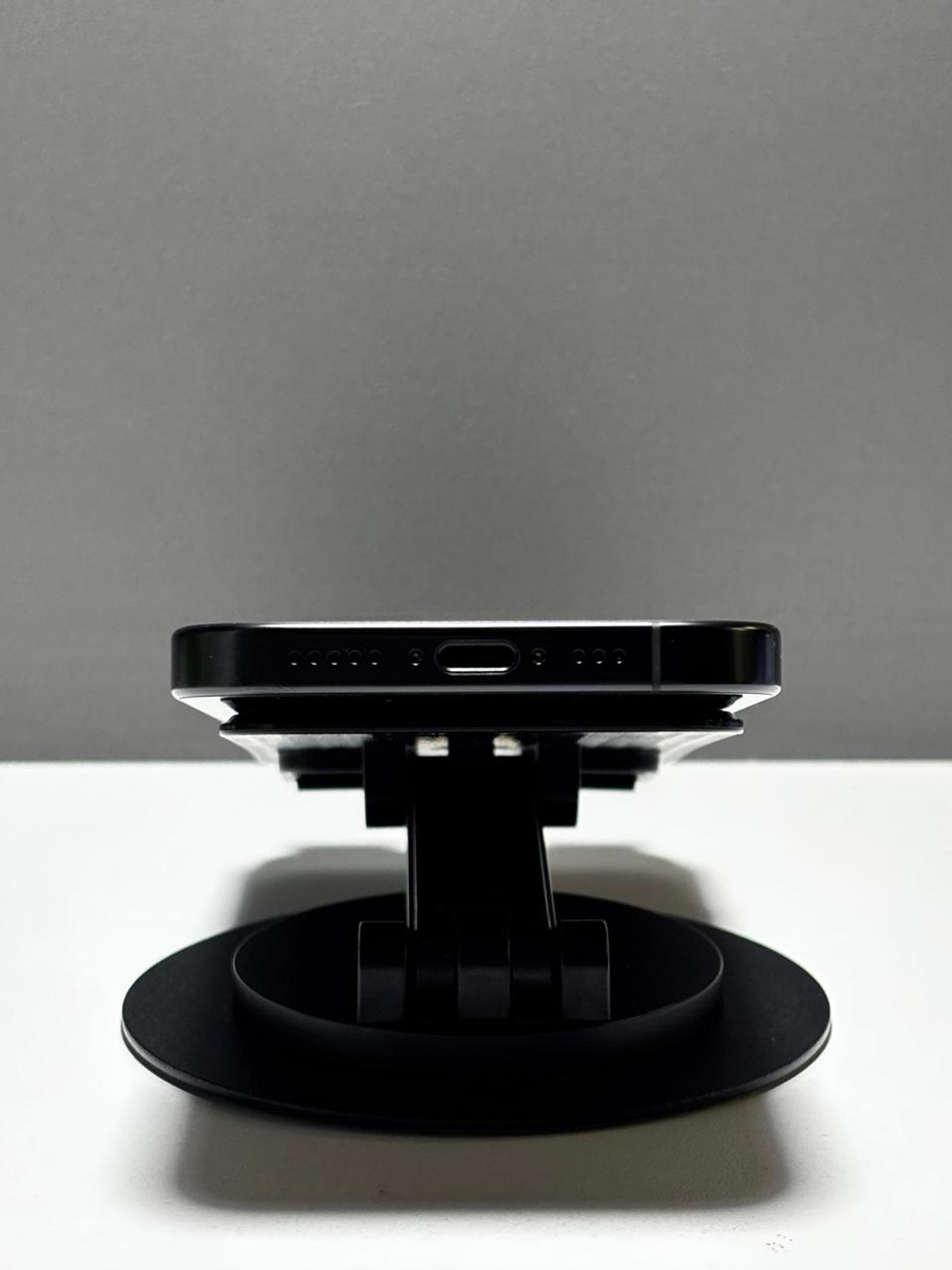 Apple iPhone 16 Pro 256GB - фото_3