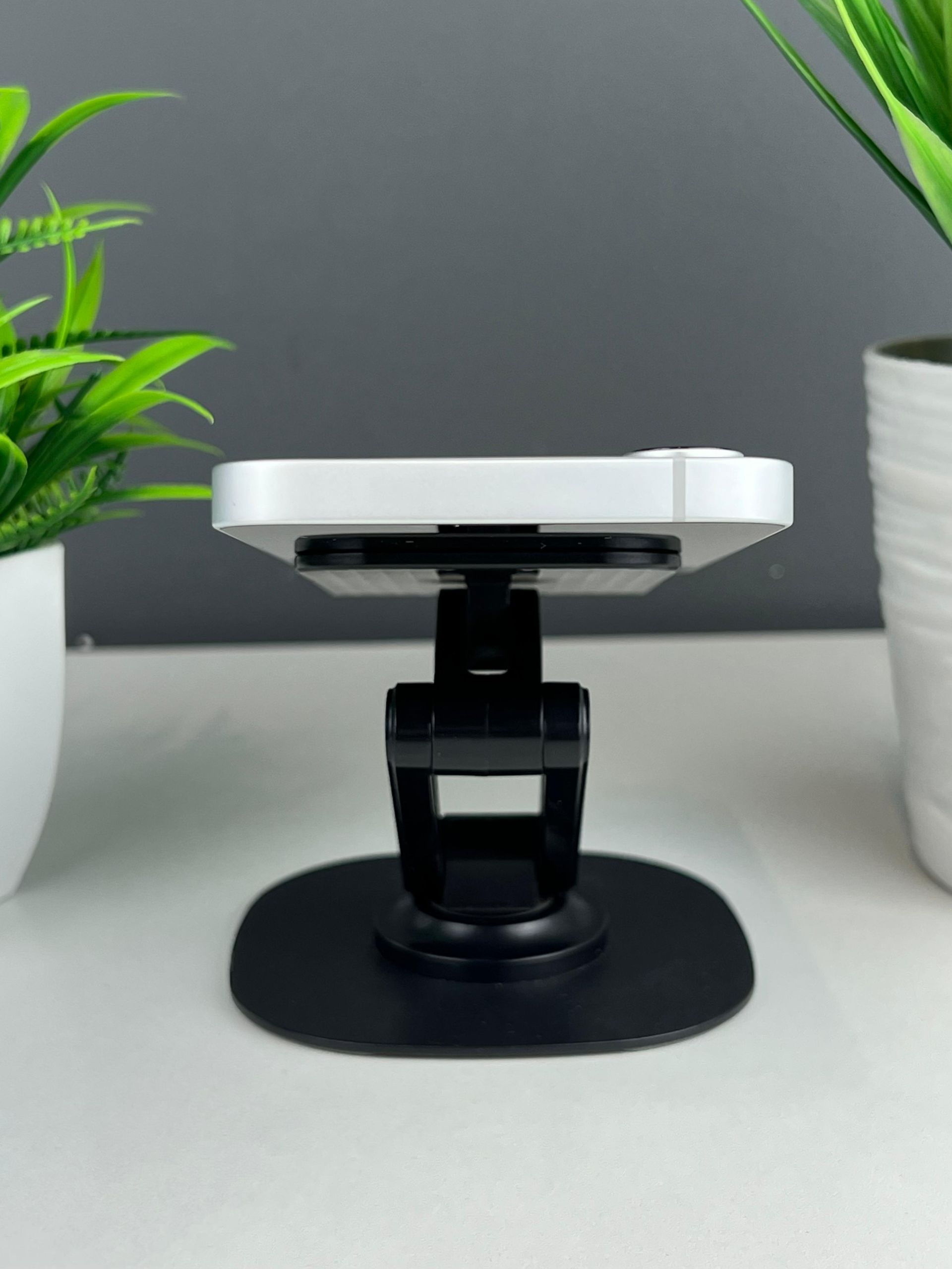 Apple iPhone 16e 256GB