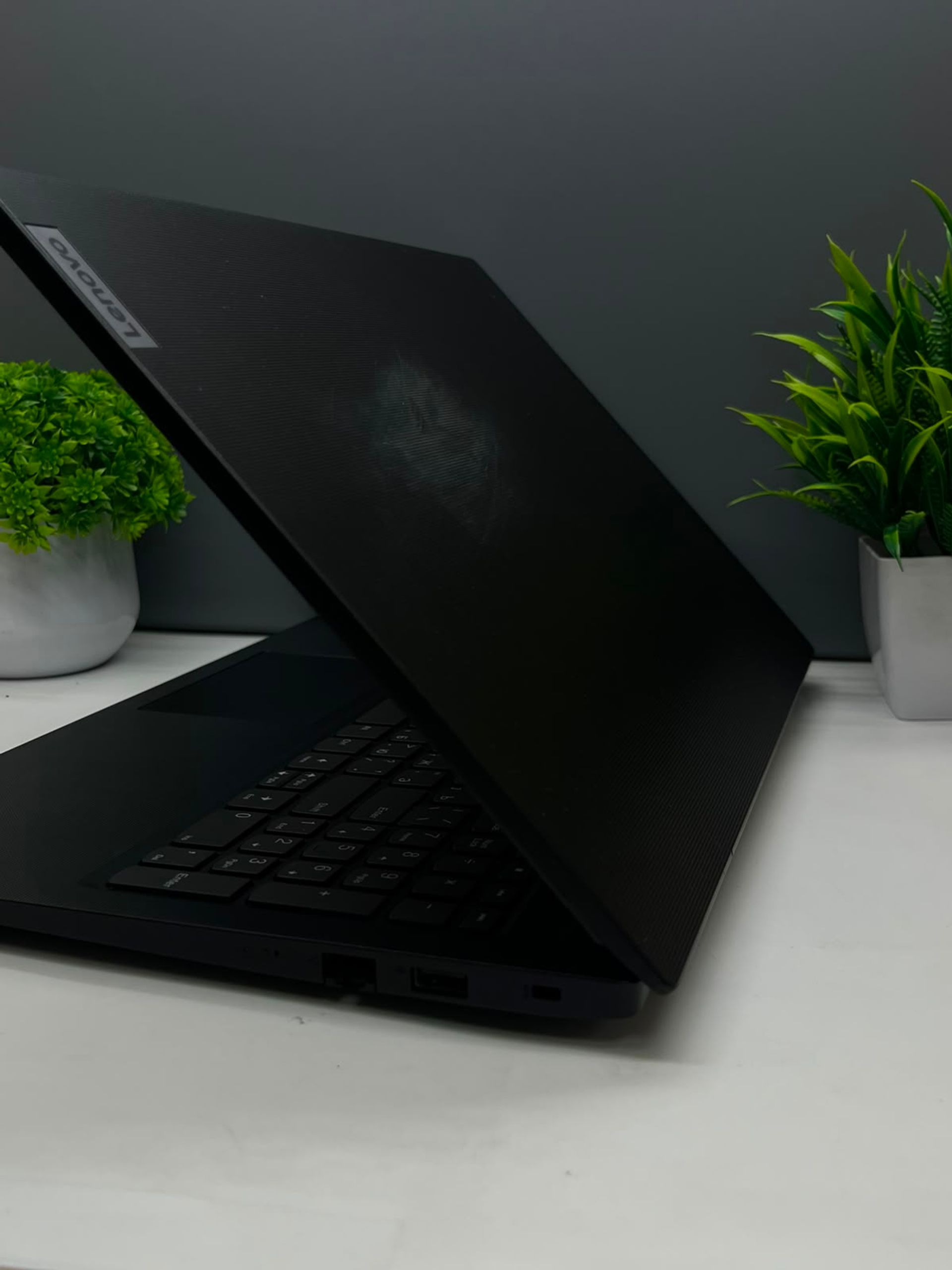 Ноутбук Lenovo core i7/12 пок  Intel Core i7  12-поколение  ядер 8 GB 500 GB 15 дюймов